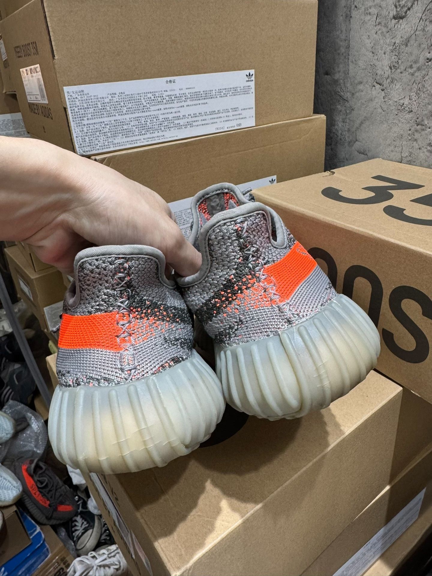 Adidas Adidas YEEZY350 Gray Lowtop Sneakers 40 Men Size US 7.5 / EU 40-41 - 5 Thumbnail