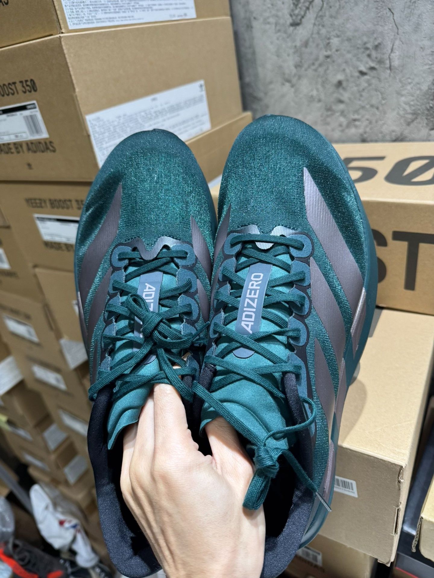 Adidas Adidas Green Lowtop Sneakers 10.5 Men Size US 10.5 / EU 43-44 - 2 Thumbnail