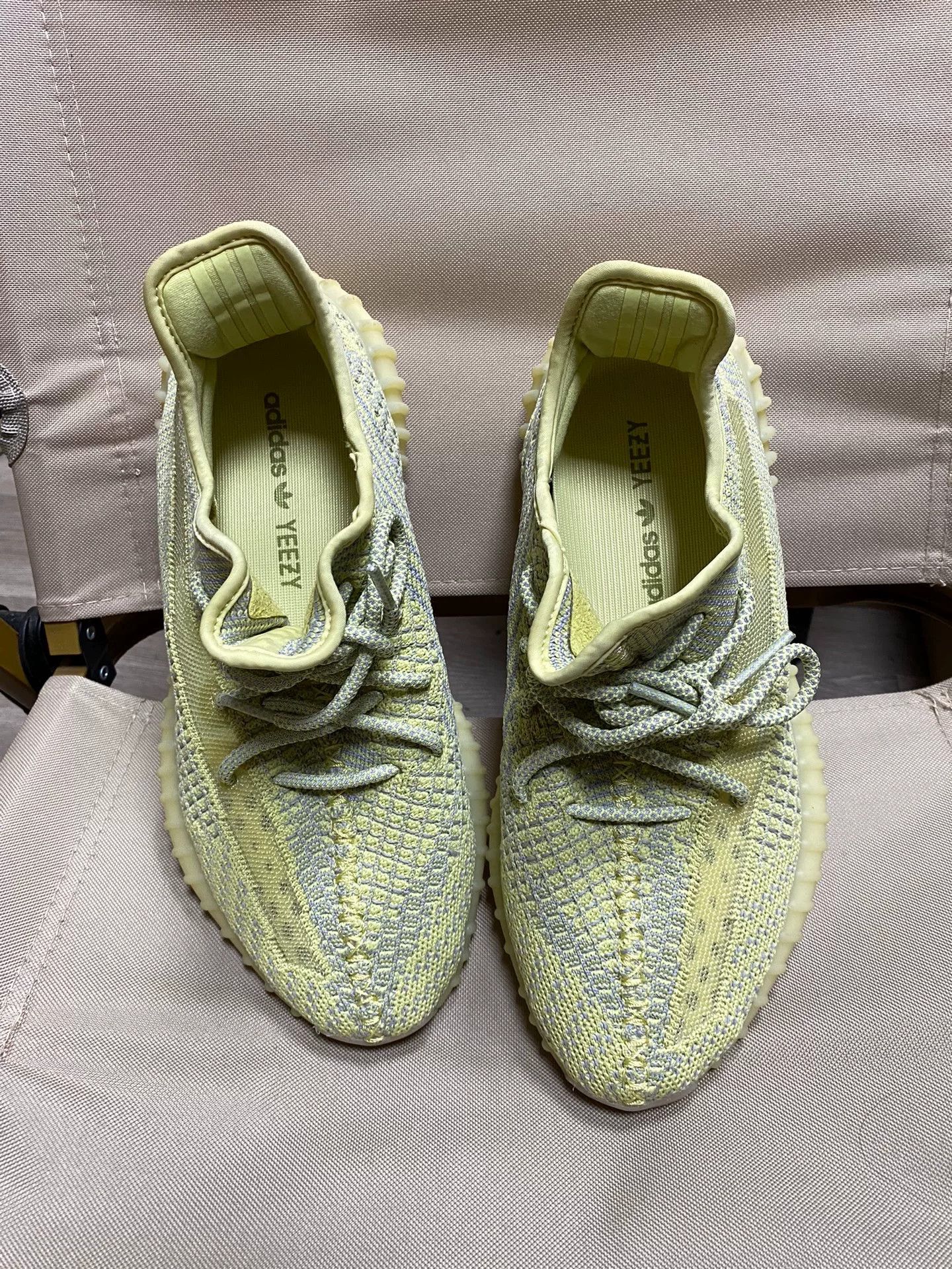 Yeezy Yeezy Yellow Lowtop Sneakers 42 Men Size US 9 / EU 42 - 4 Thumbnail
