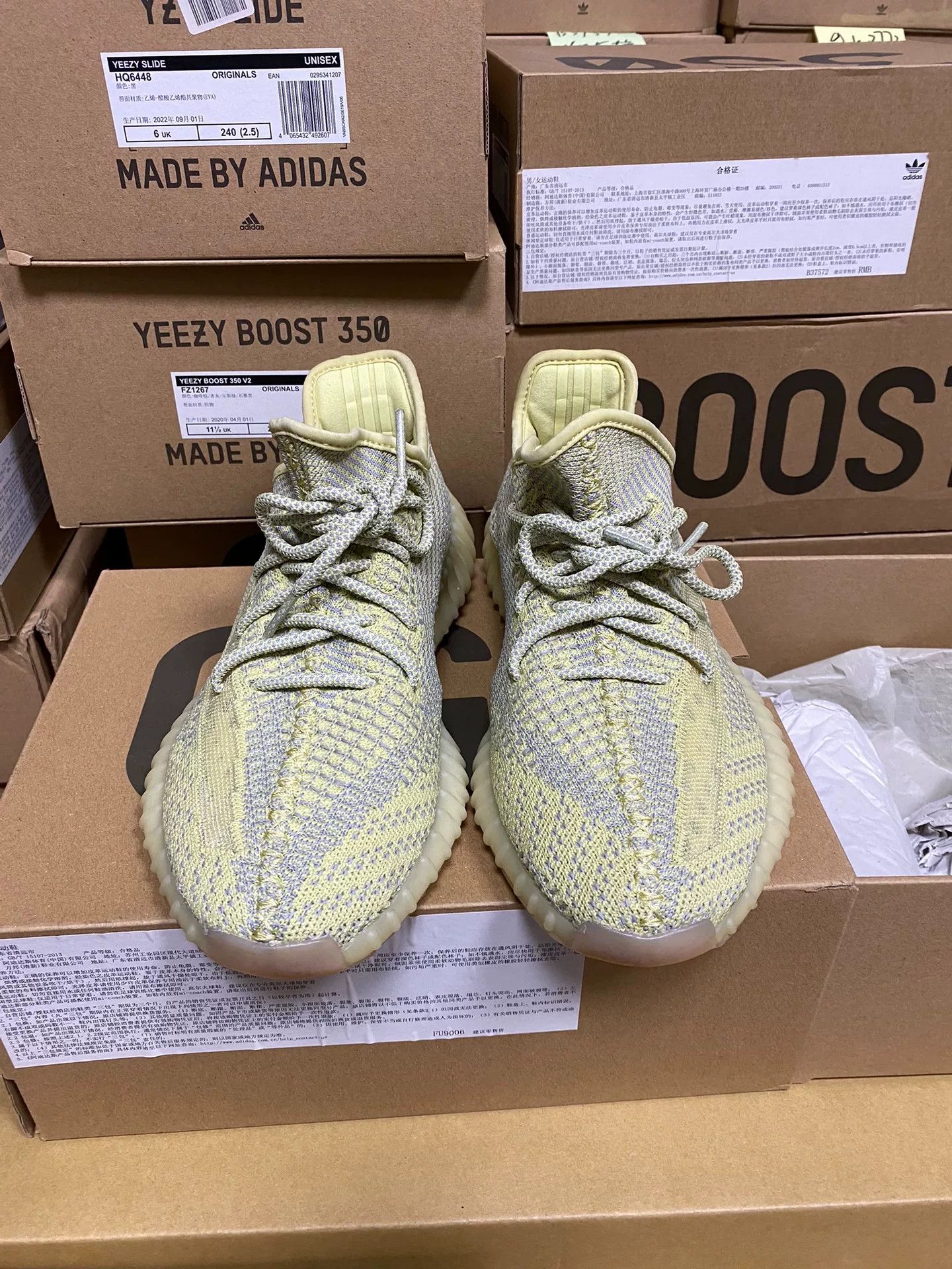 Yeezy Yeezy Yellow Lowtop Sneakers 42 Men Size US 9 / EU 42 - 2 Thumbnail