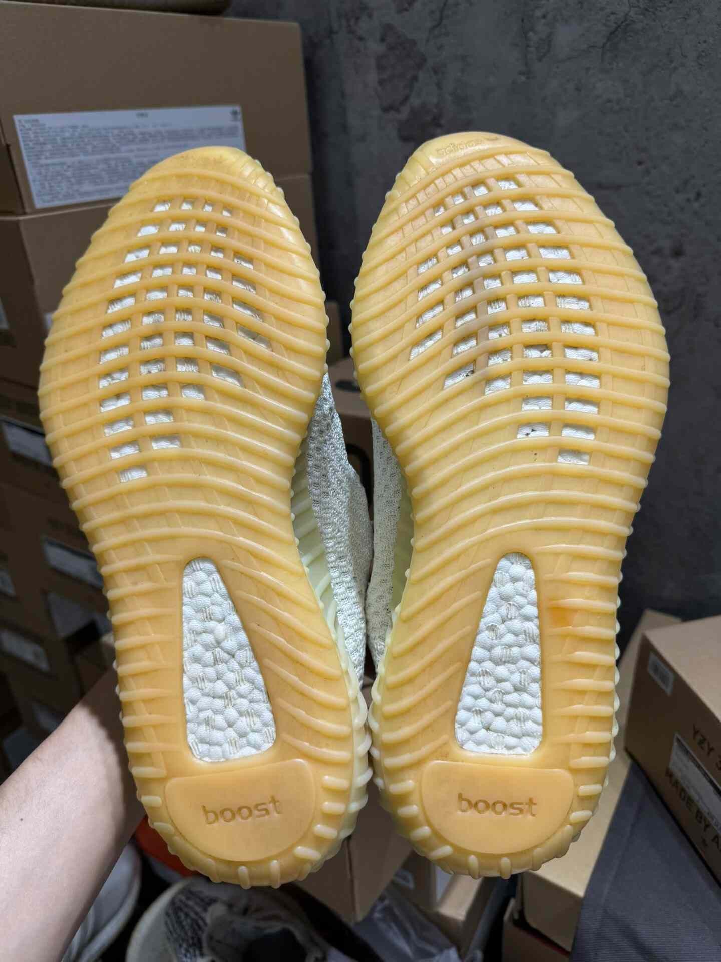 Adidas Adidas Yellow Lowtop Sneakers 35 Men Size US 5 / EU 37 - 7 Thumbnail