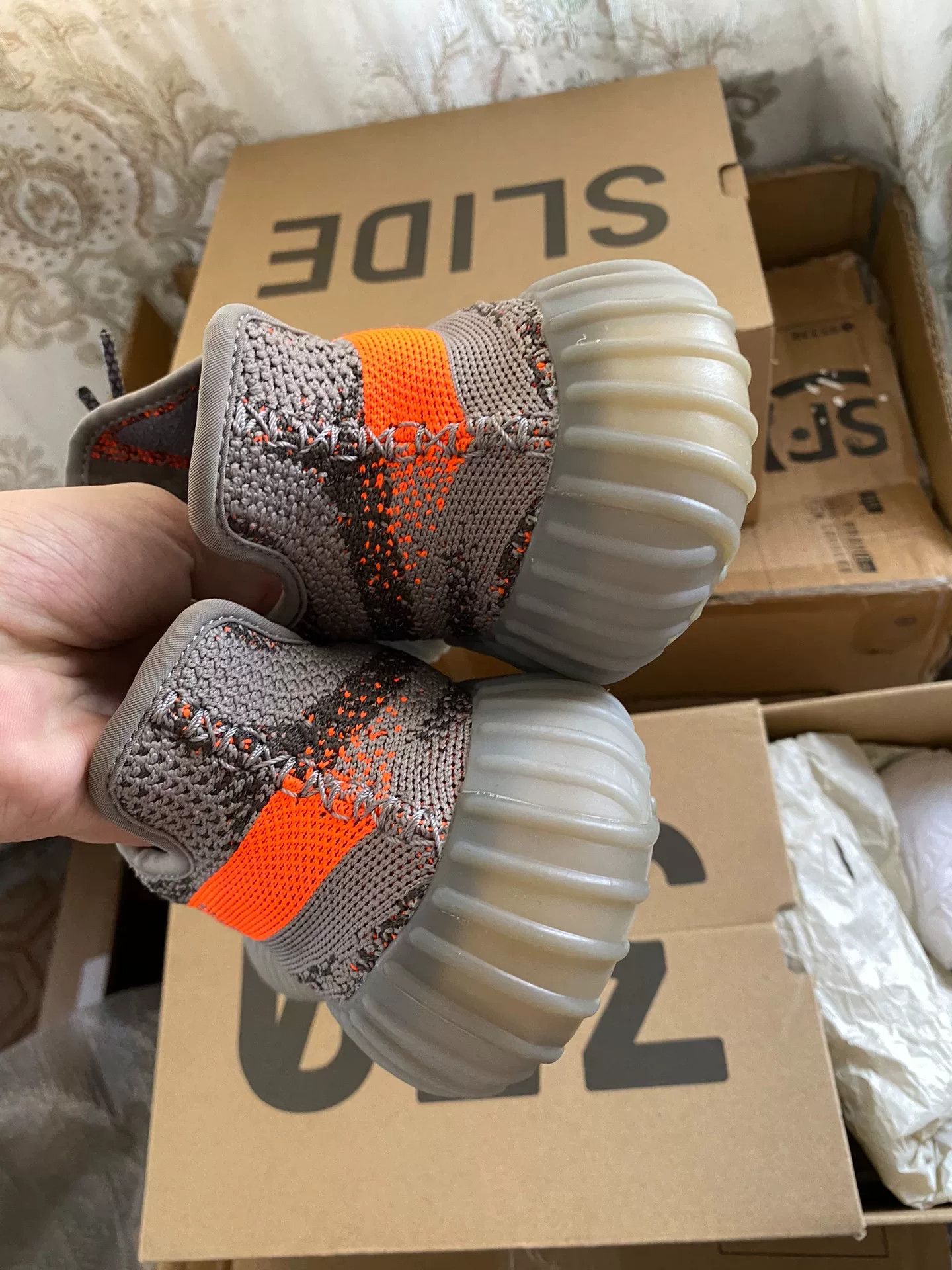 Adidas Adidas YEEZY350 Gray Lowtop Sneakers 40 Men Size US 7.5 / EU 40-41 - 9 Thumbnail