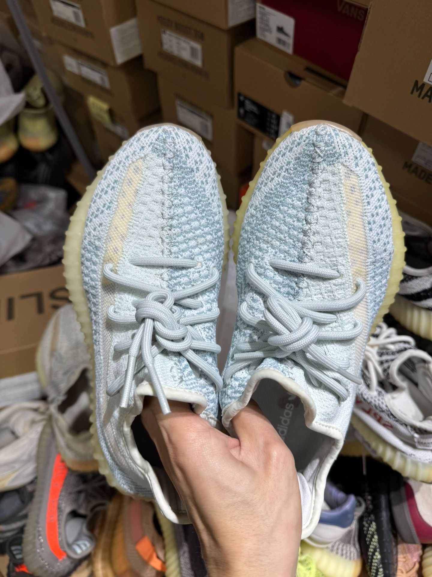 Adidas Adidas YEEZY350 White Lowtop Sneakers 38 Men Size US 6 / EU 39 - 3 Thumbnail