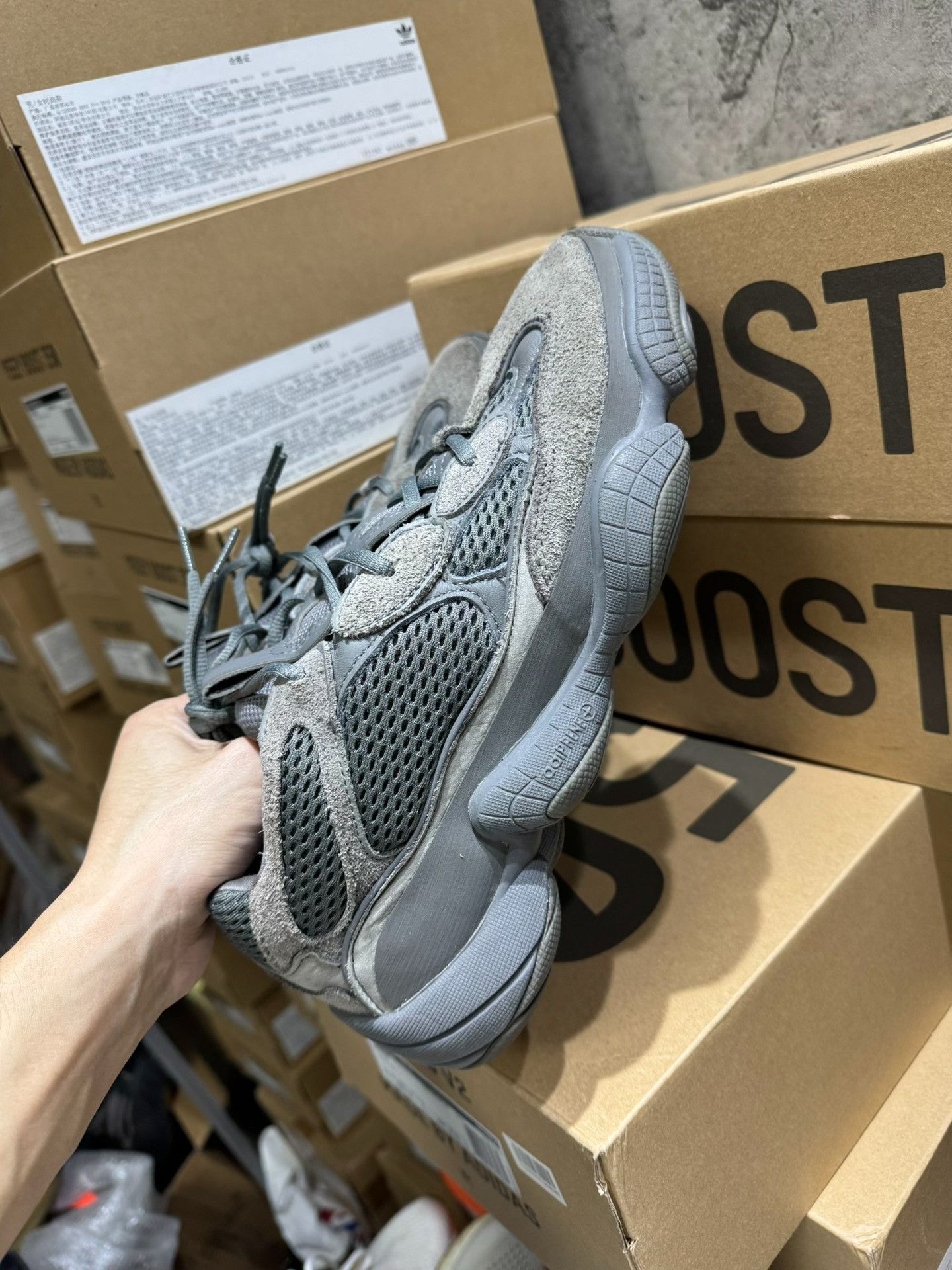 Yeezy Yeezy Gray Lowtop Sneakers 42 Men Size US 9 / EU 42 - 6 Thumbnail