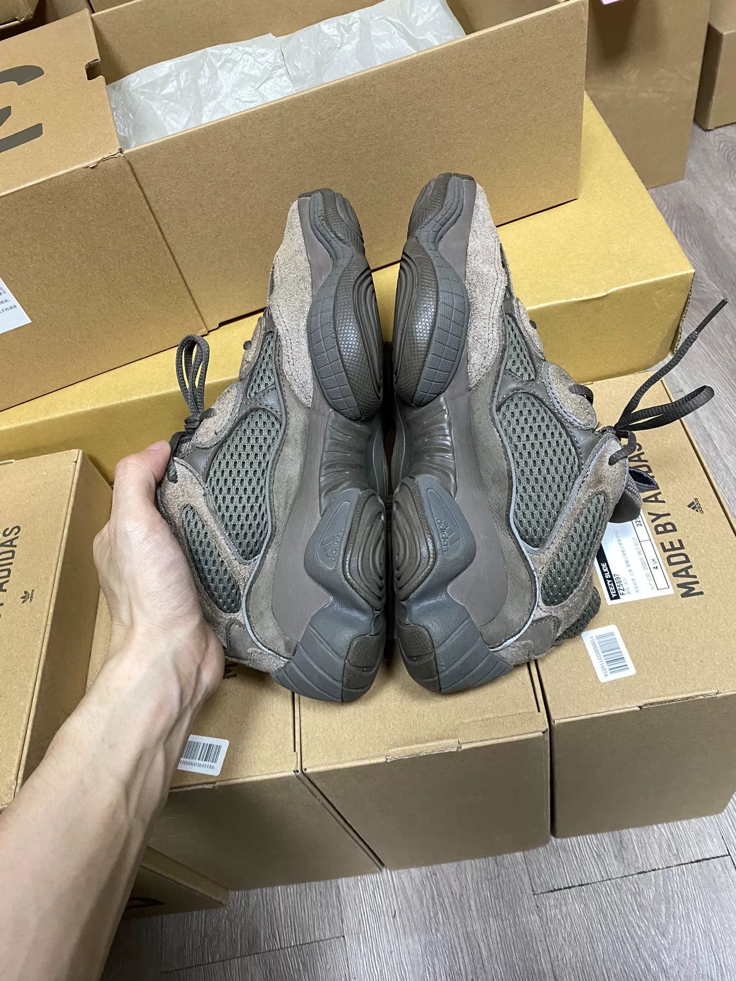 Adidas Adidas YEEZY500 Brown Lowtop Sneakers 41 Men Size US 8.5 / EU 41-42 - 6 Thumbnail