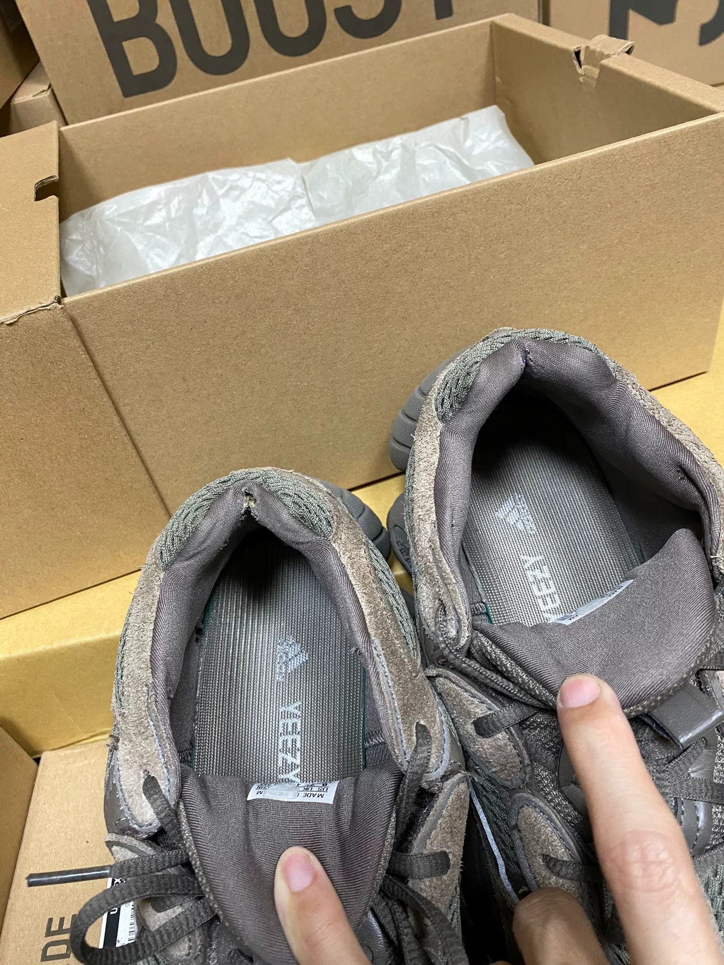 Adidas Adidas YEEZY500 Brown Lowtop Sneakers 41 Men Size US 8.5 / EU 41-42 - 9 Thumbnail