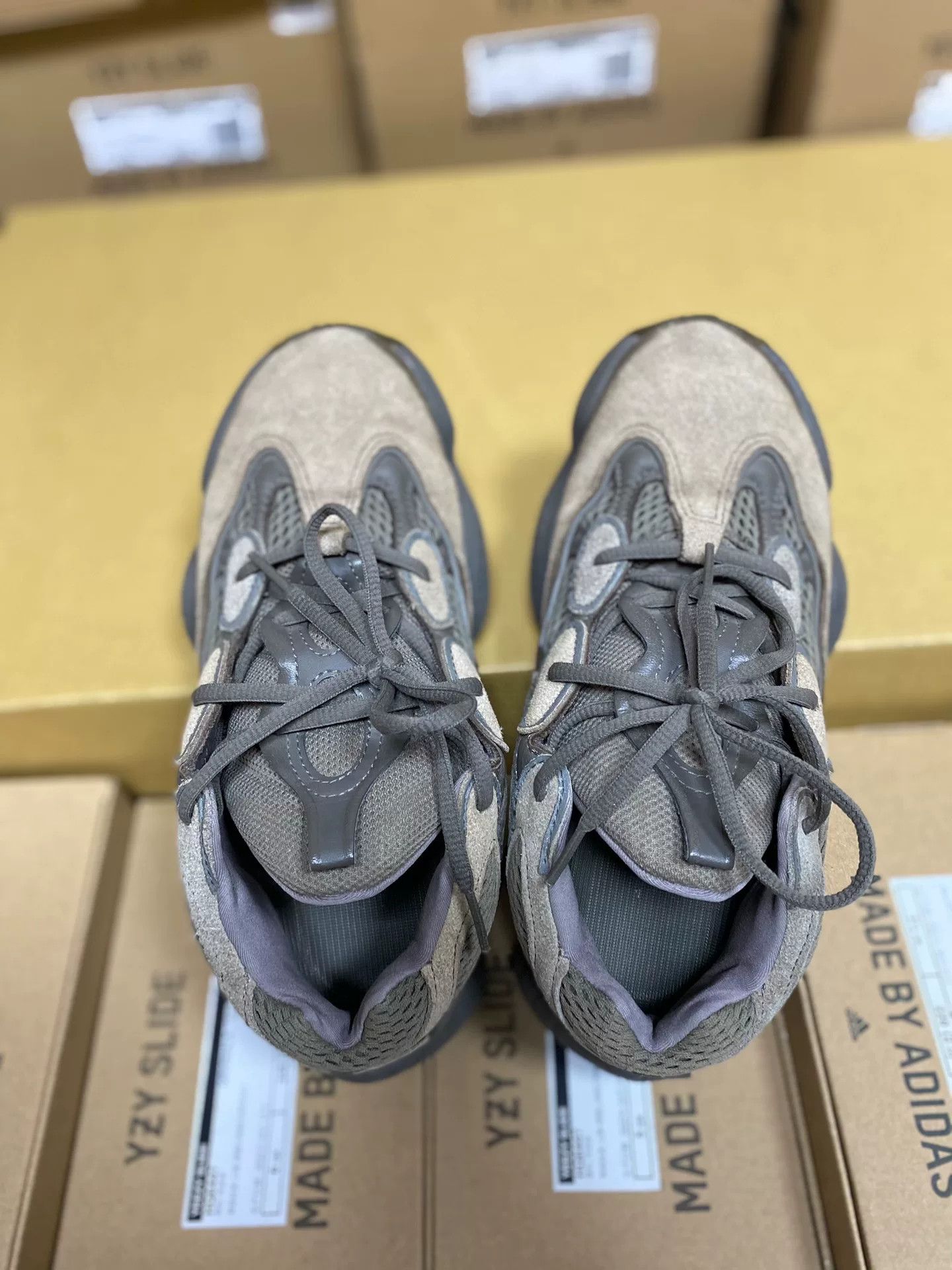 Adidas Adidas YEEZY500 Brown Lowtop Sneakers 39 Men Size US 6.5 / EU 39-40 - 5 Thumbnail