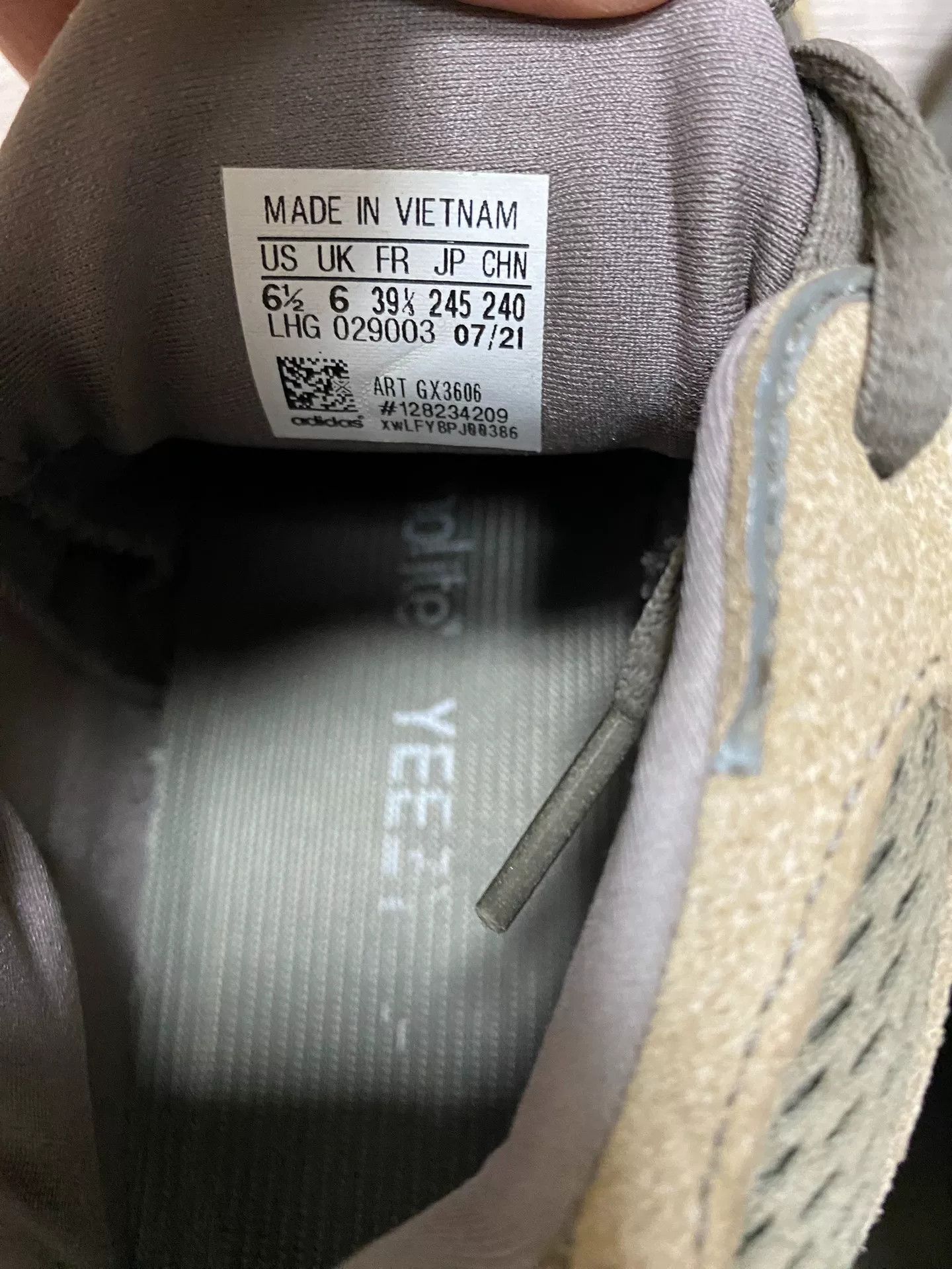 Adidas Adidas YEEZY500 Brown Lowtop Sneakers 39 Men Size US 6.5 / EU 39-40 - 2 Thumbnail