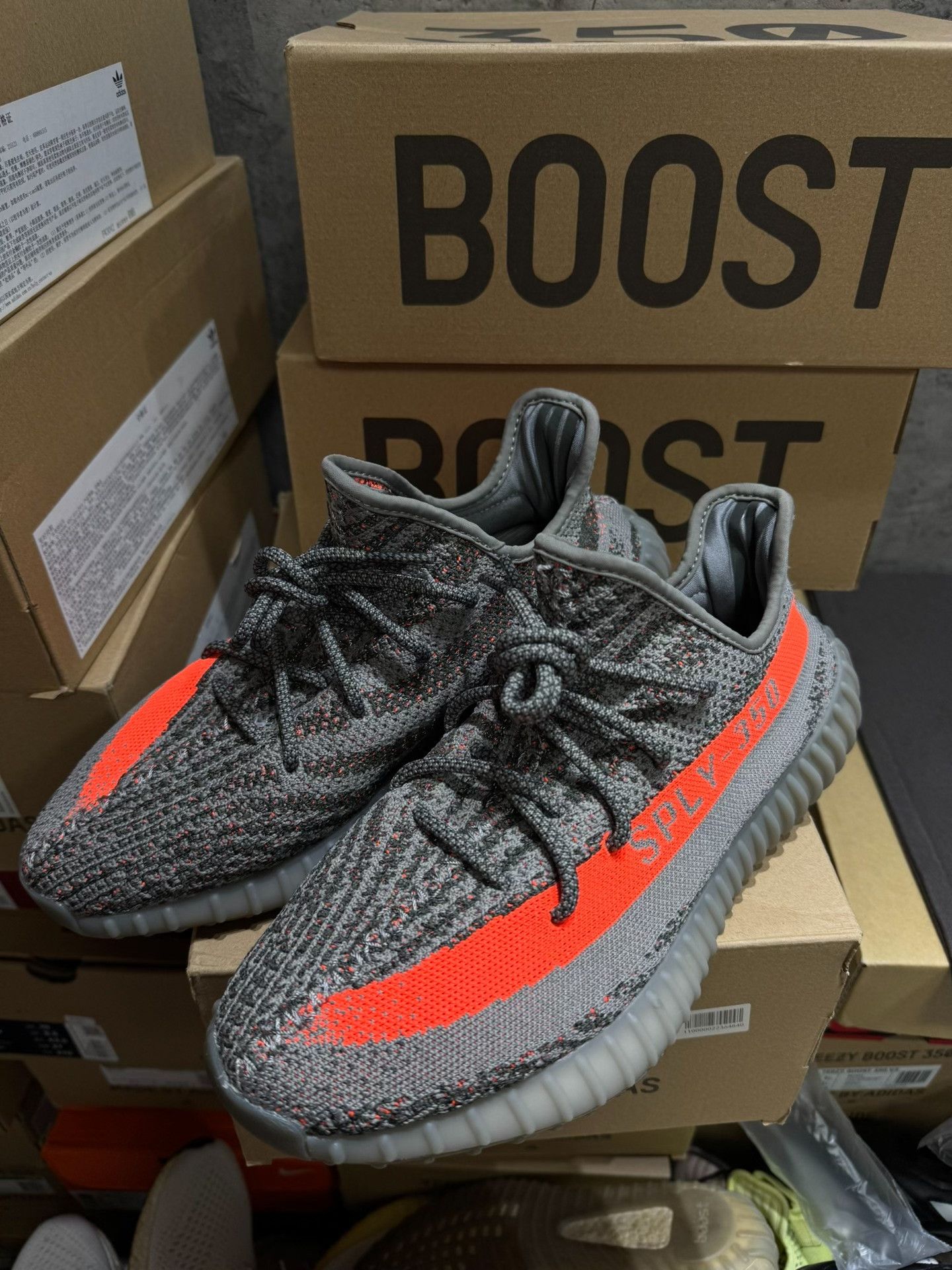 Adidas Adidas YEEZY350 Gray Lowtop Sneakers 9.5 Men Size US 9.5 / EU 42-43 - 2 Thumbnail