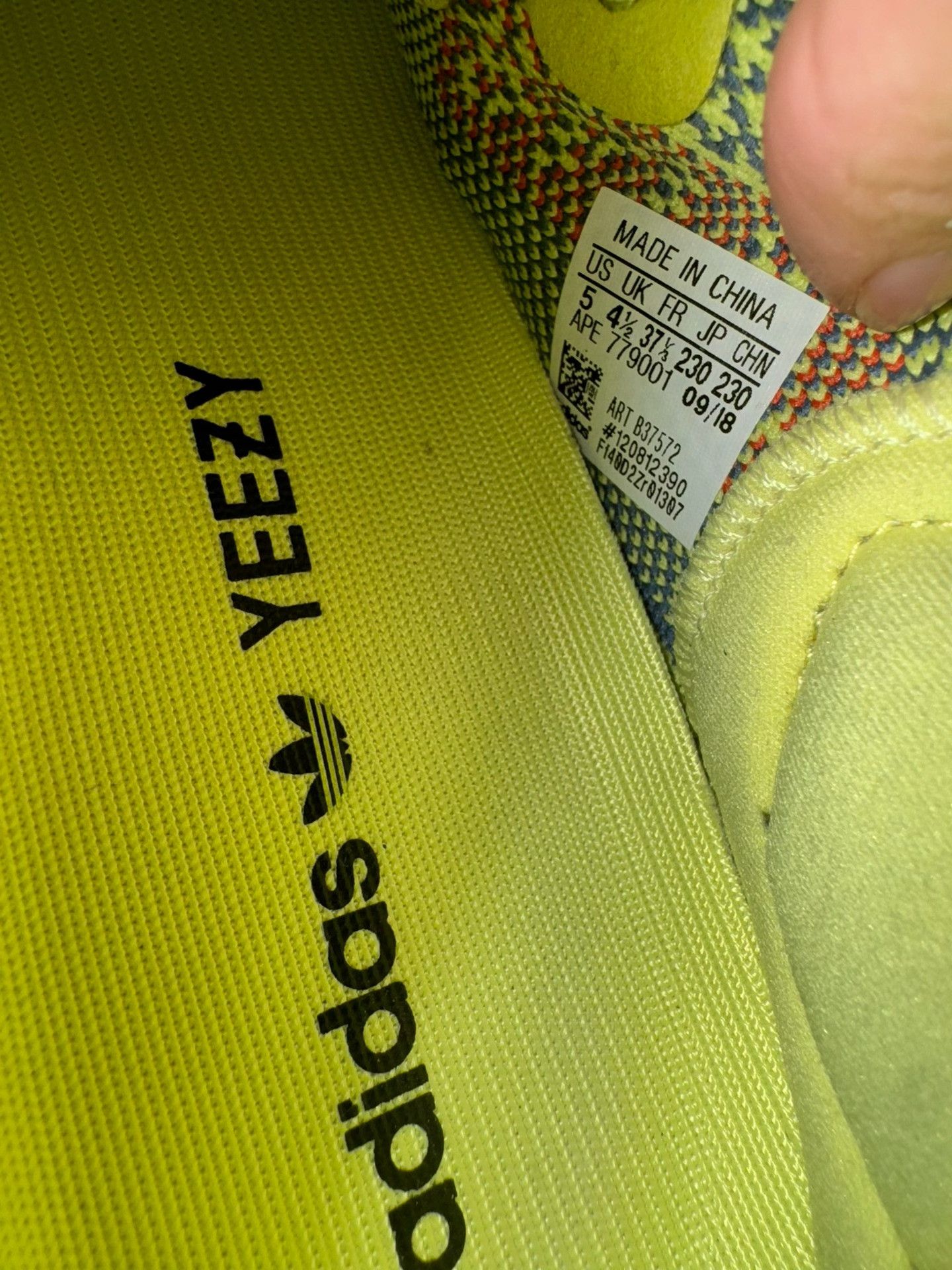 Adidas Adidas YEEZY350 Yellow Lowtop Sneakers 37 Men Size US 5 / EU 37 - 5 Thumbnail