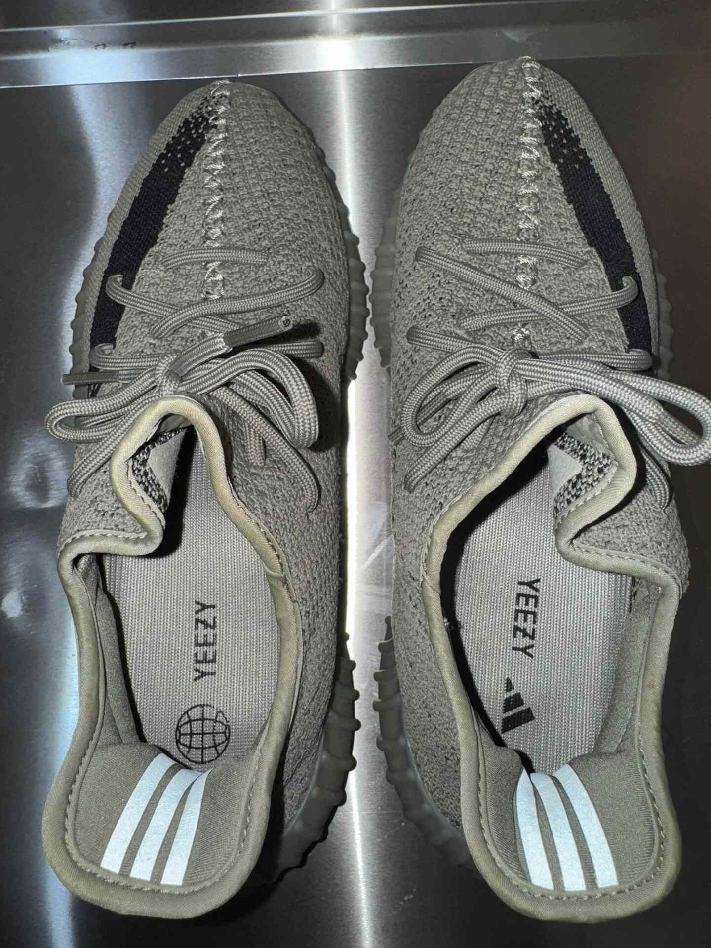 Yeezy Yeezy Multi Lowtop Sneakers 9.5 Men Size US 9.5 / EU 42-43 - 2 Thumbnail