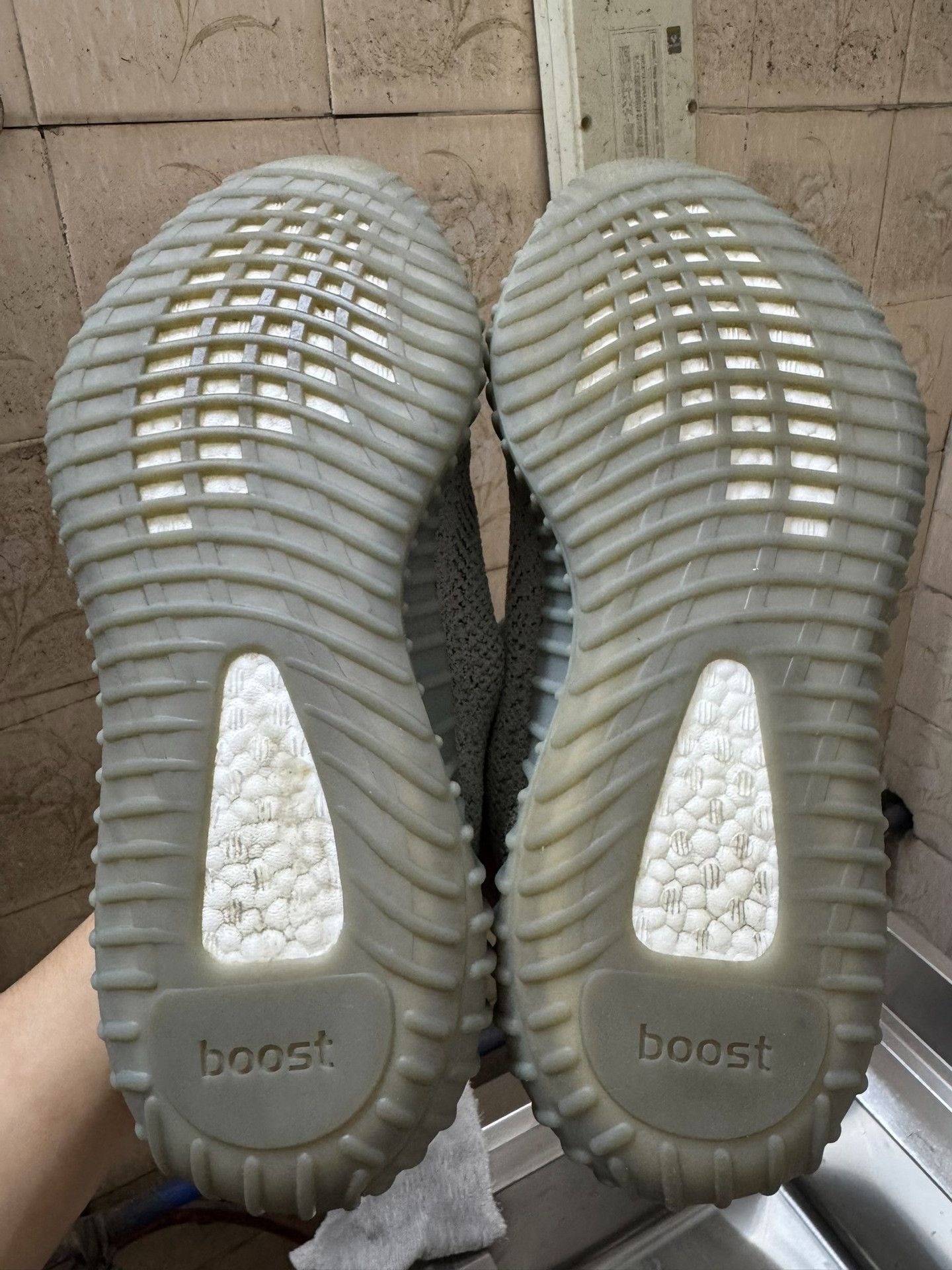 Yeezy Yeezy Multi Lowtop Sneakers 9.5 Men Size US 9.5 / EU 42-43 - 7 Thumbnail