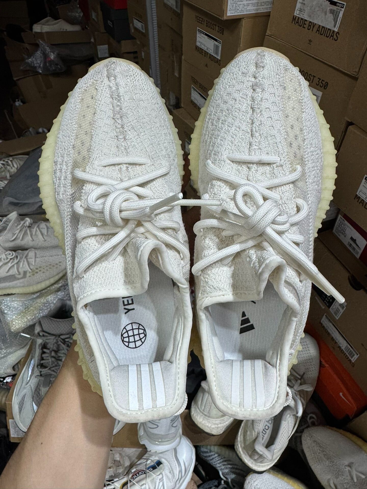 Adidas Adidas YEEZY350 White Lowtop Sneakers 35 Men Size US 5 / EU 37 - 7 Thumbnail