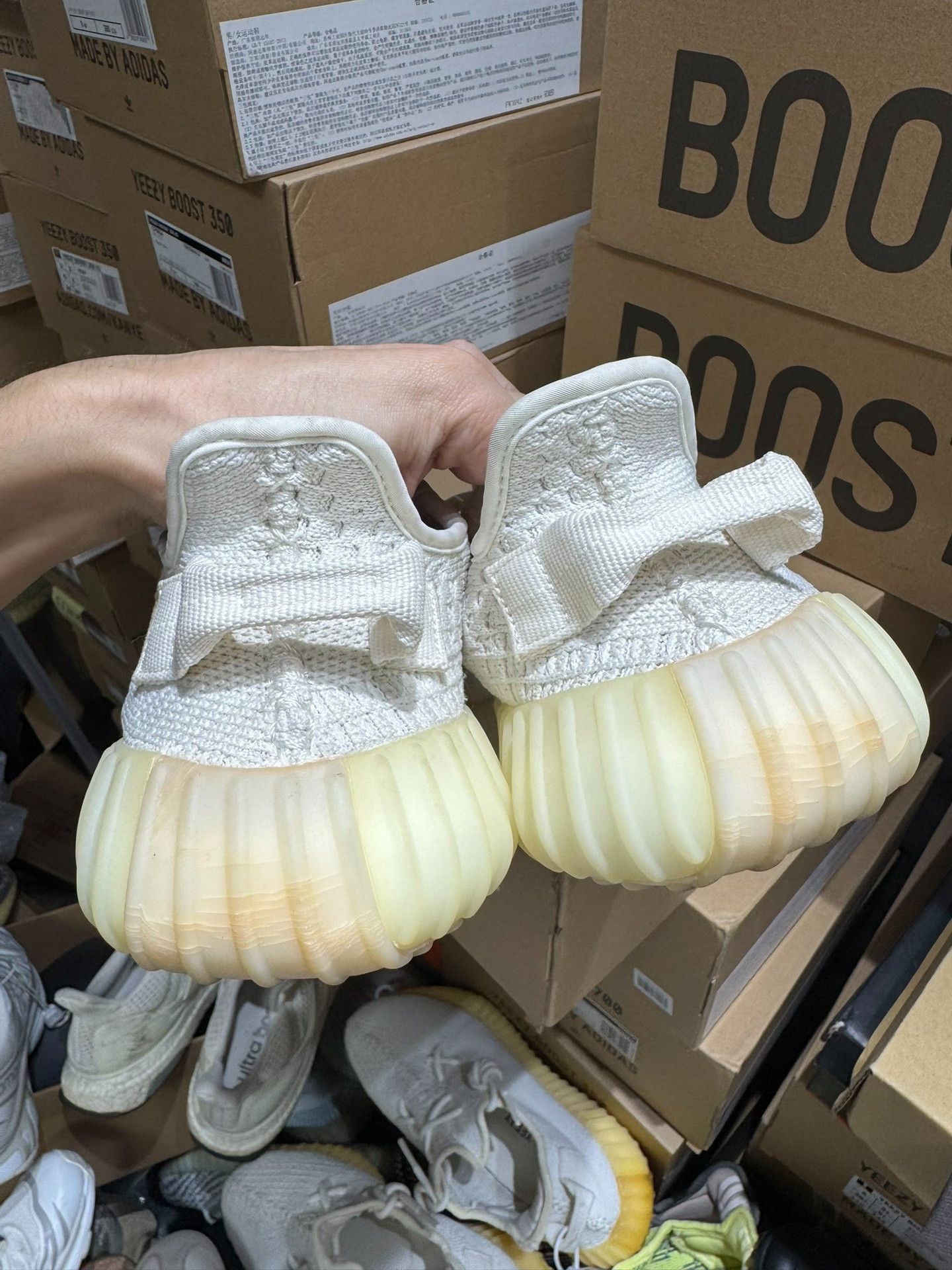 Adidas Adidas YEEZY350 White Lowtop Sneakers 35 Men Size US 5 / EU 37 - 8 Thumbnail