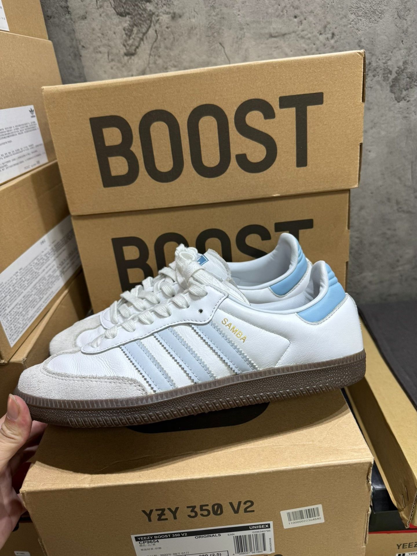 Adidas Adidas Retro Blue Lowtop Sneakers 41 Men Size US 8.5 / EU 41-42 - 2 Thumbnail