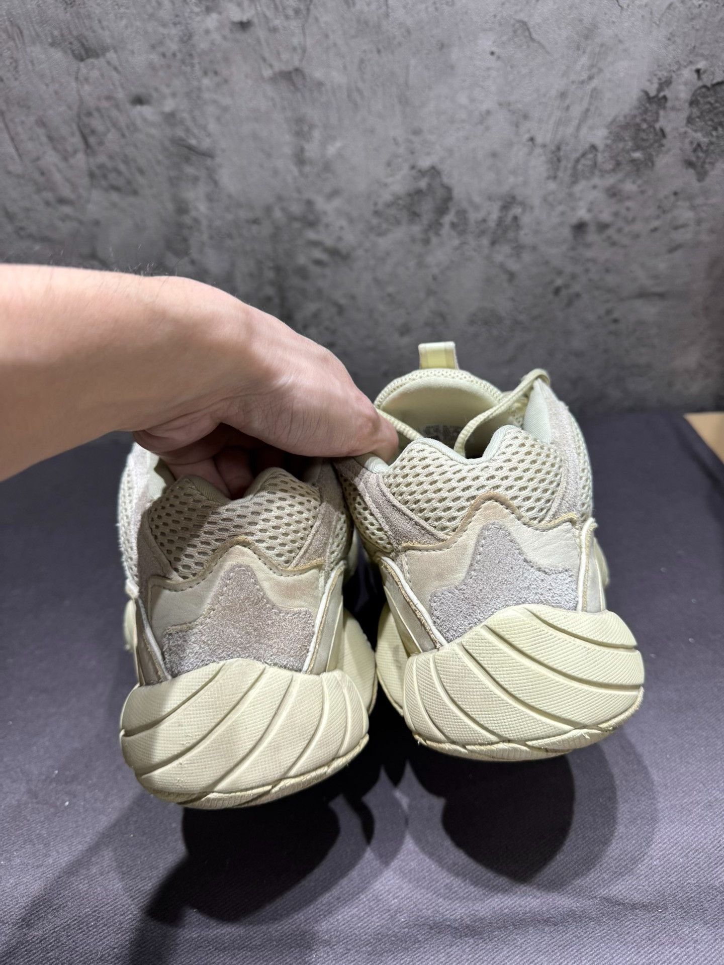 Yeezy Yeezy Yellow Lowtop Sneakers 10.5 Men Size US 10.5 / EU 43-44 - 7 Thumbnail