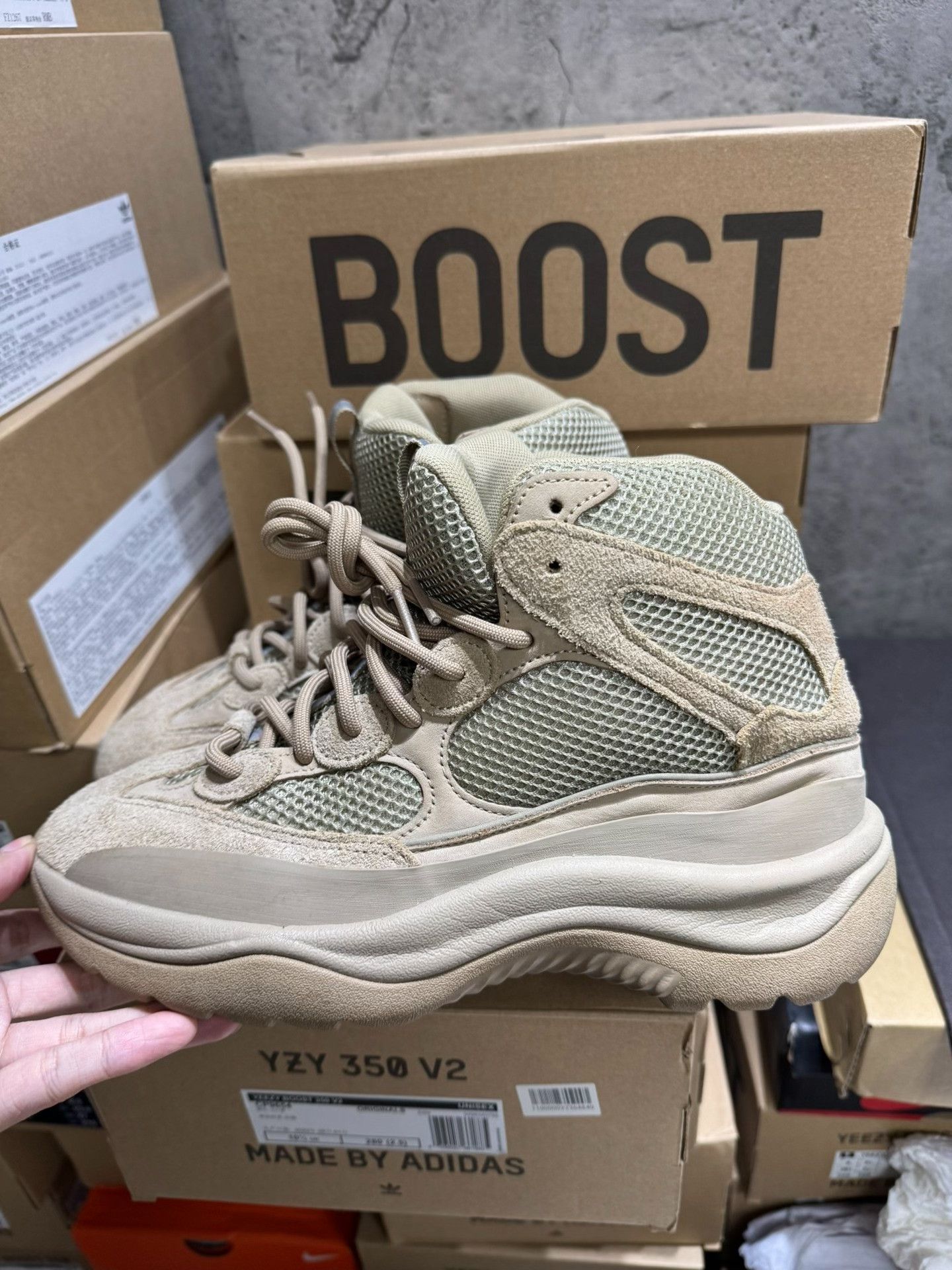 Adidas Adidas YEEZY Yellow Boots 42 Men Size US 9 / EU 42 - 8 Thumbnail