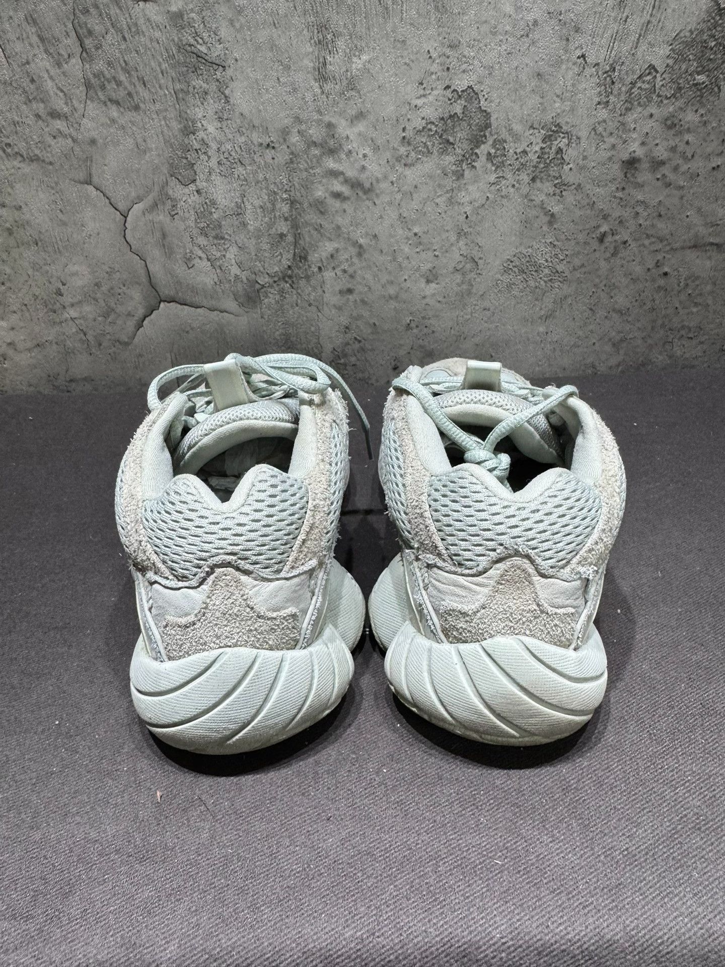 Adidas Adidas YEEZY500 White Lowtop Sneakers 40 Men Size US 7.5 / EU 40-41 - 7 Thumbnail