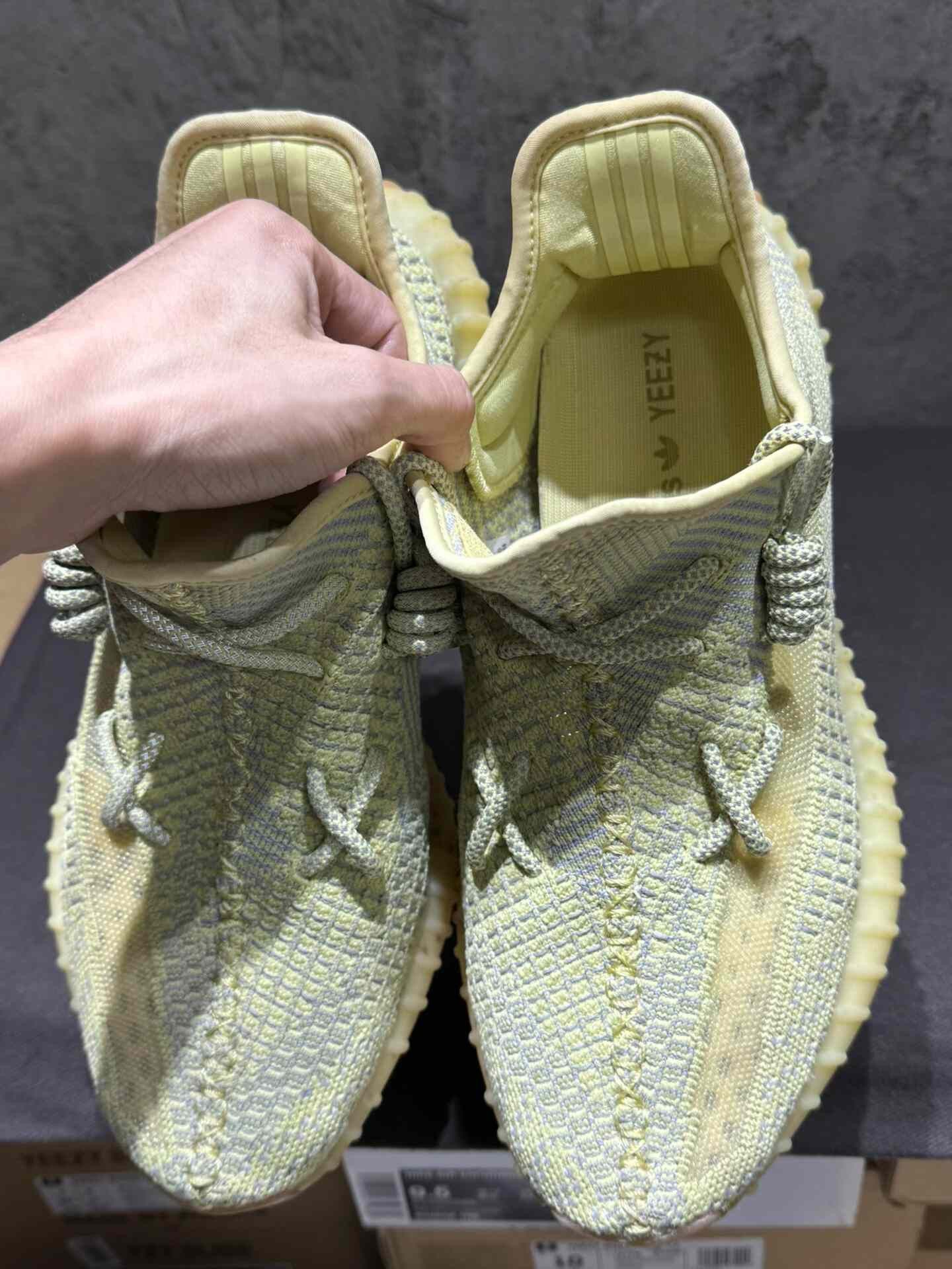 Yeezy Yeezy Yellow Lowtop Sneakers 9 Men Size US 9 / EU 42 - 2 Thumbnail