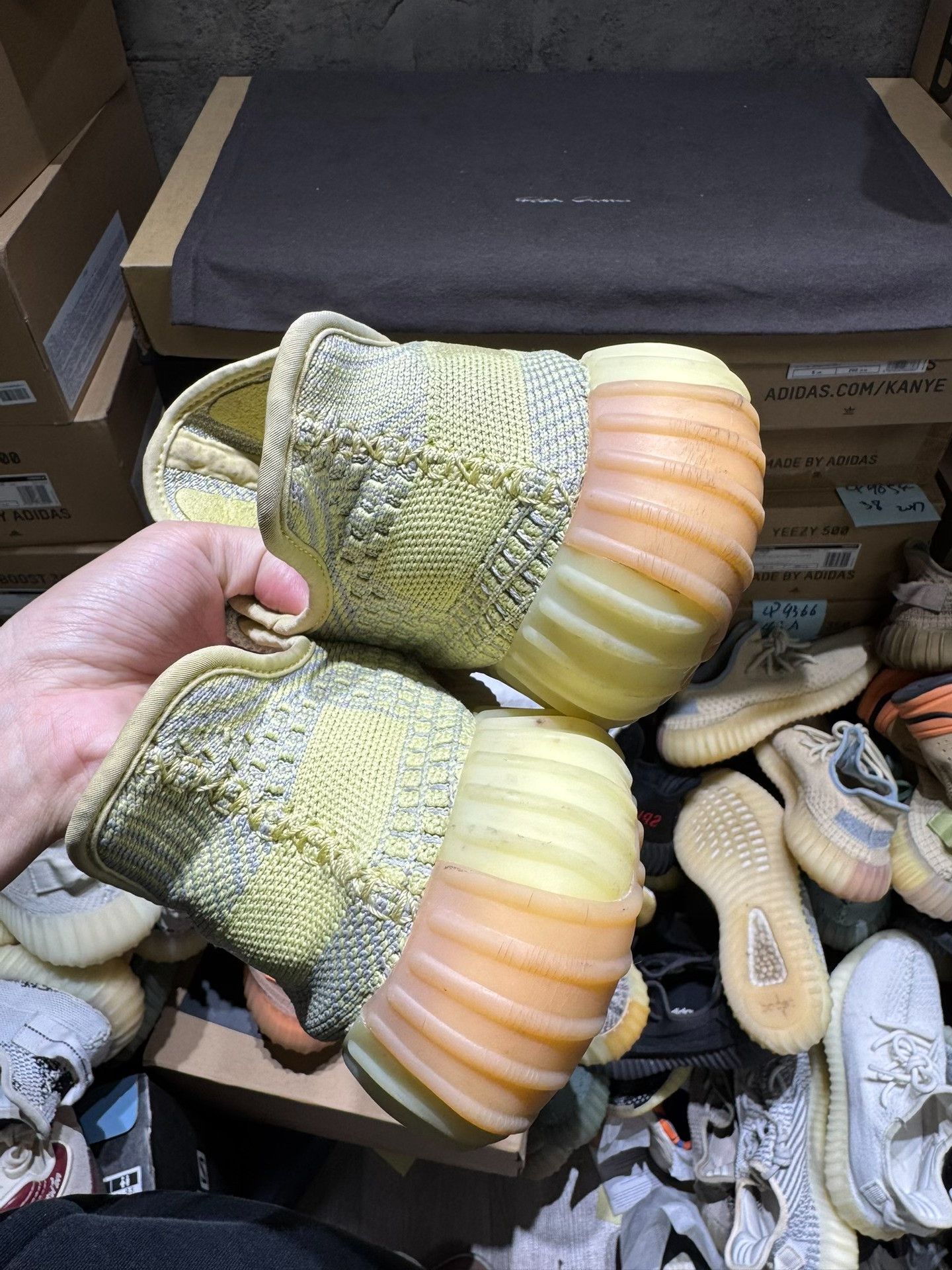 Yeezy Yeezy Yellow Lowtop Sneakers 9 Men Size US 9 / EU 42 - 9 Thumbnail