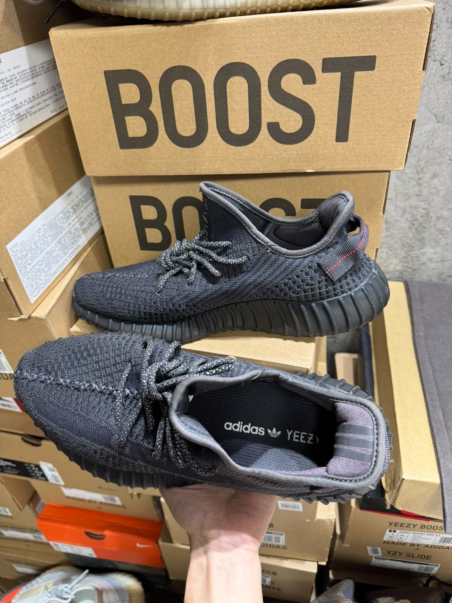 Adidas Adidas YEEZY350 Black Lowtop Sneakers 10 Men Size US 10 / EU 43 - 2 Thumbnail