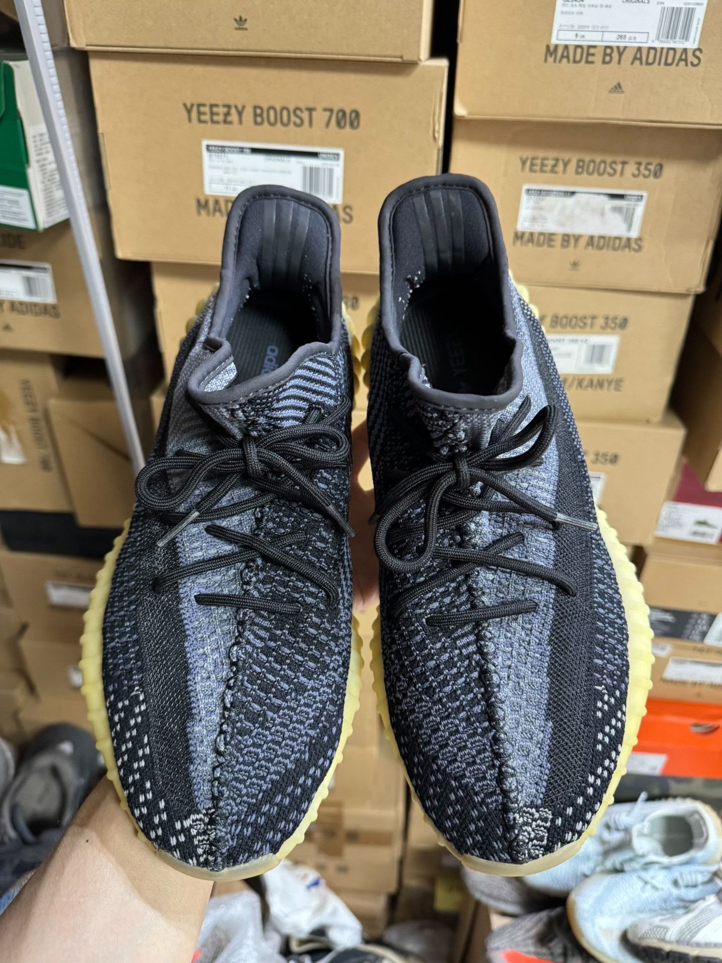 Adidas Adidas YEEZY350 Black Lowtop Sneakers 10 Men Size US 10 / EU 43 - 2 Thumbnail