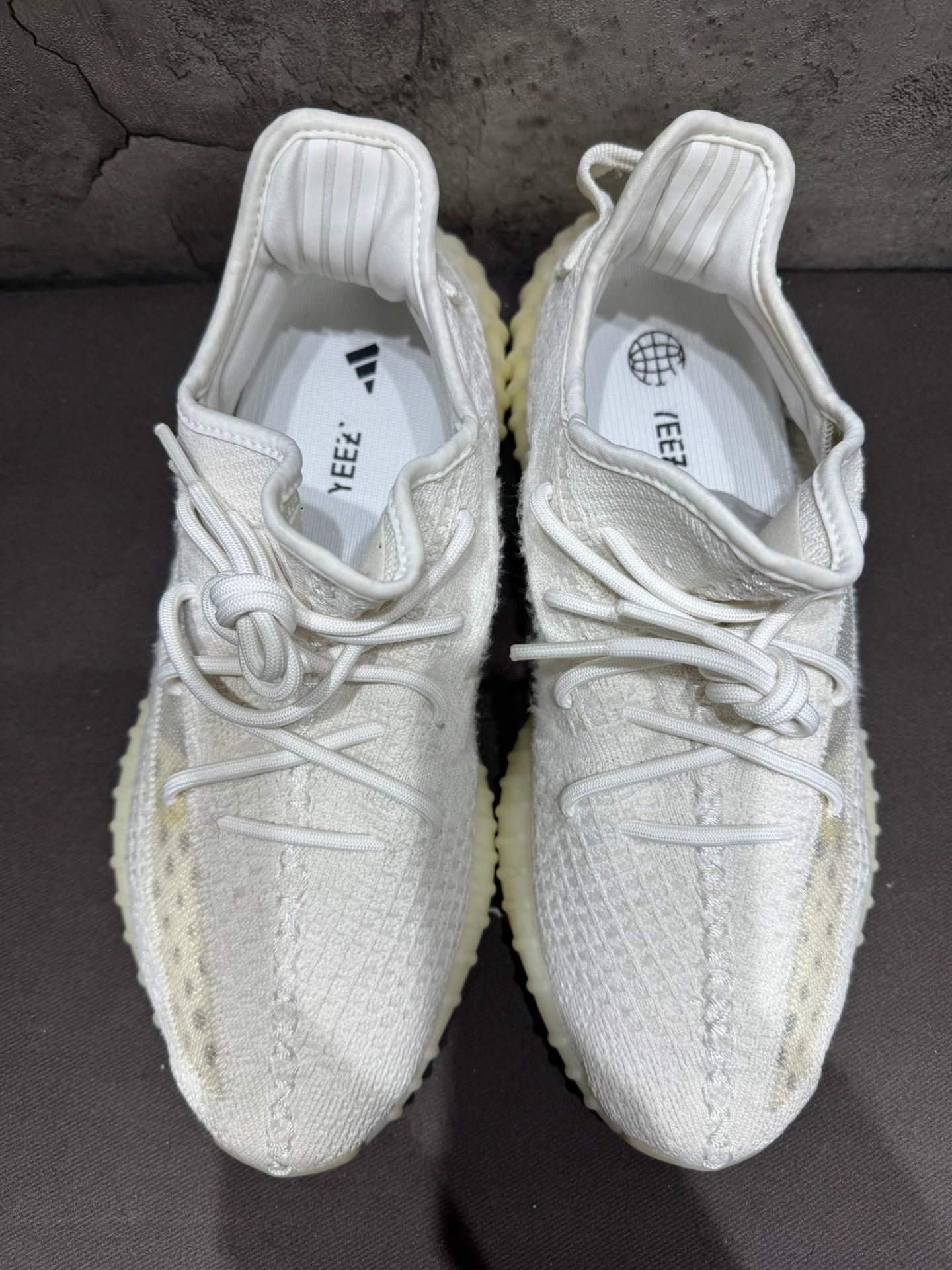 Adidas Adidas YEEZY350 White Lowtop Sneakers 10.5 Men Size US 10.5 / EU 43-44 - 8 Thumbnail