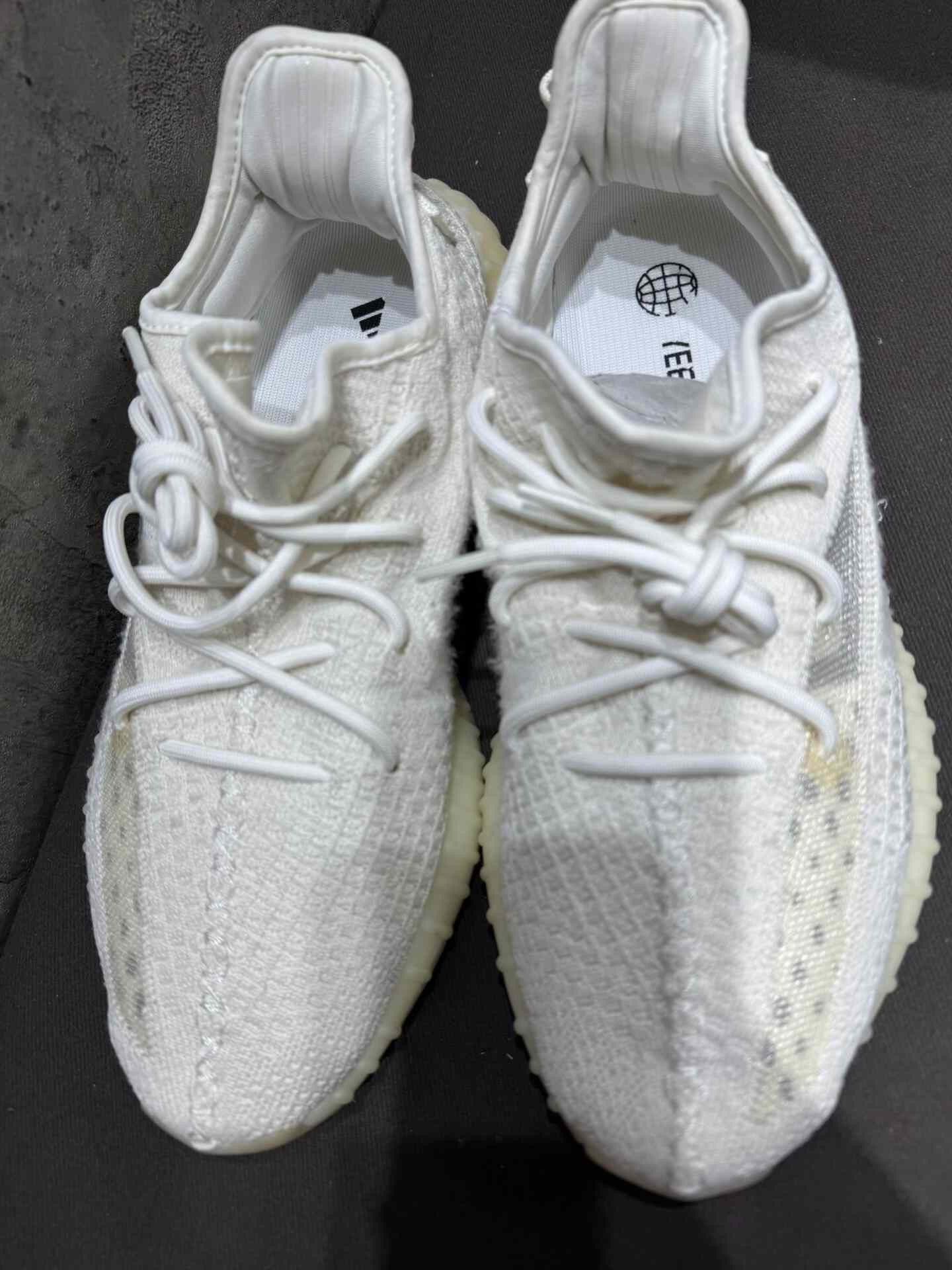 Adidas Adidas YEEZY350 White Lowtop Sneakers 10.5 Men Size US 10.5 / EU 43-44 - 3 Thumbnail