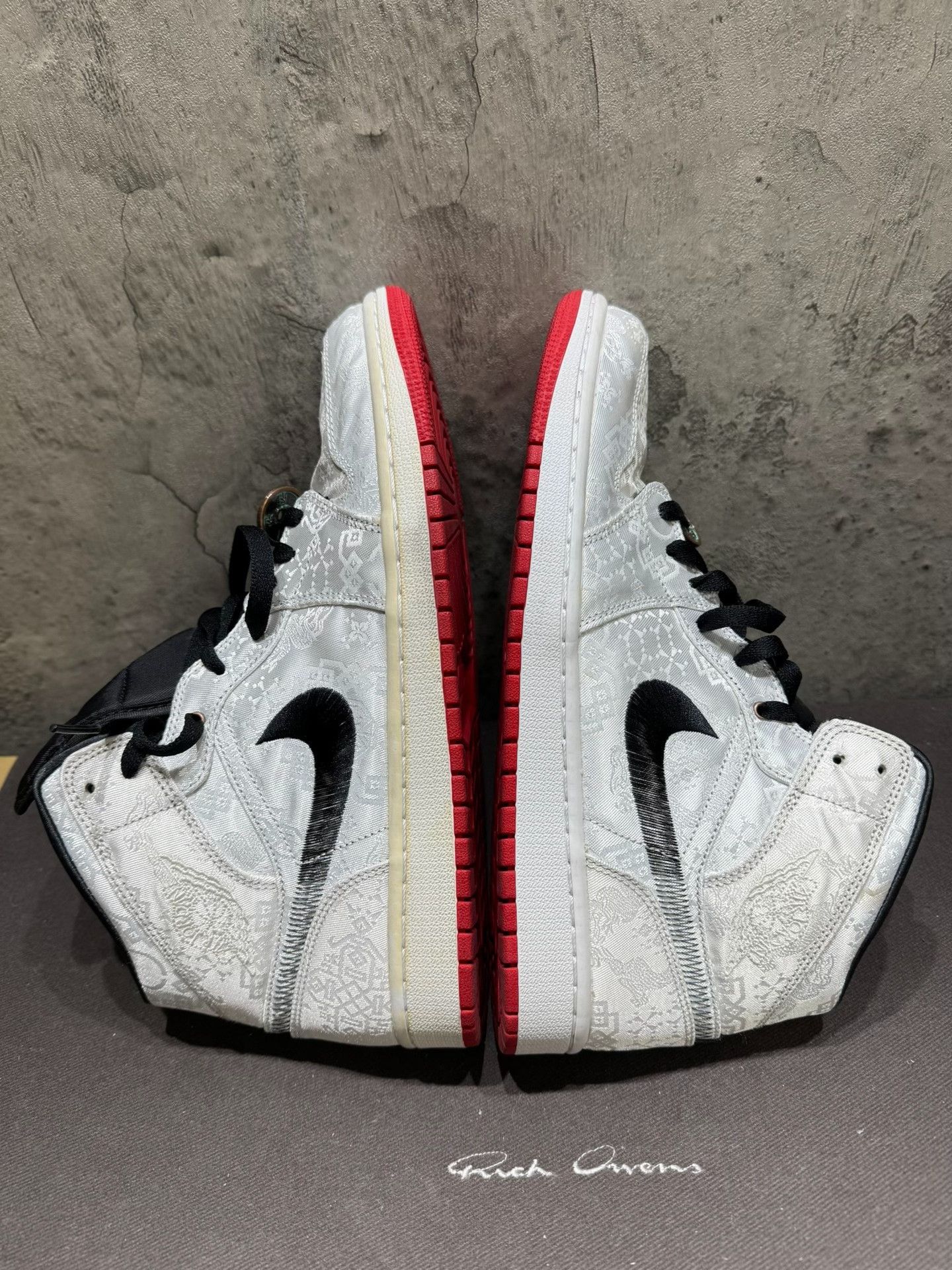 Nike Nike White Lowtop Sneakers 10.5 Men Size US 10.5 / EU 43-44 - 7 Thumbnail