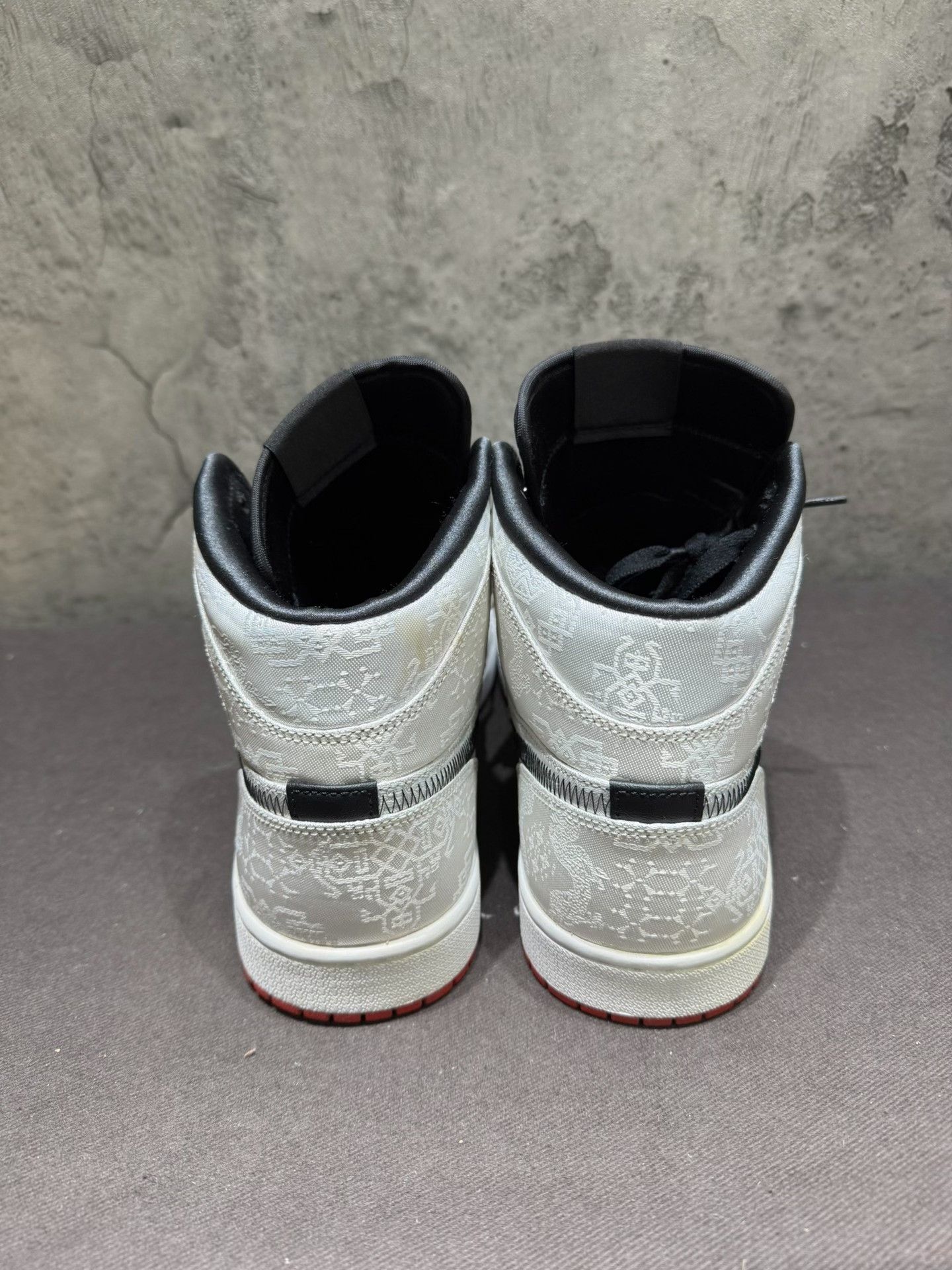 Nike Nike White Lowtop Sneakers 10.5 Men Size US 10.5 / EU 43-44 - 5 Thumbnail