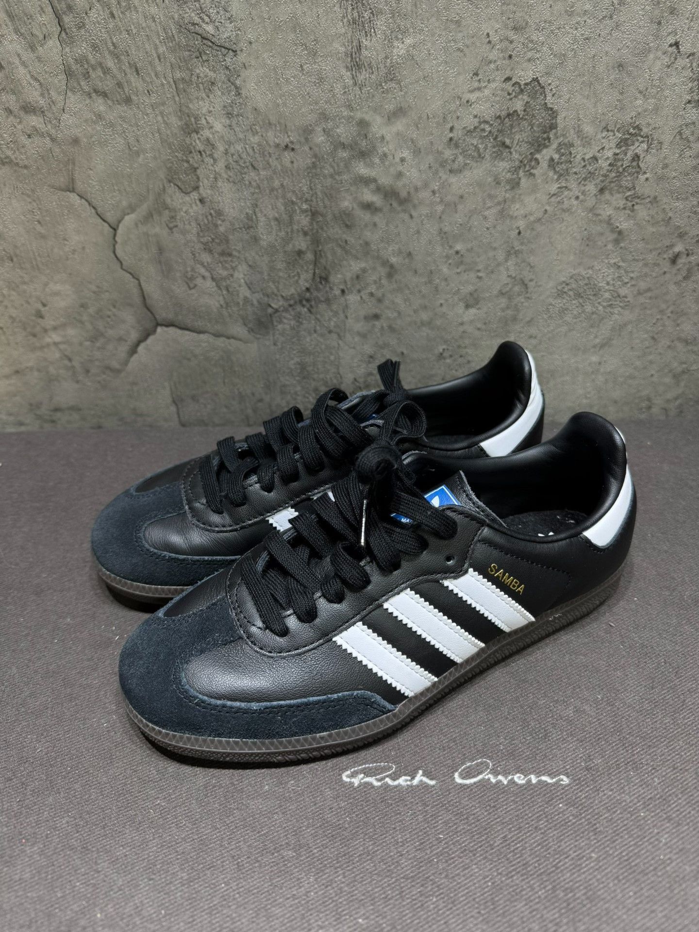 Adidas Adidas Retro Black Lowtop Sneakers 36 Men Size US 5 / EU 37 - 2 Thumbnail