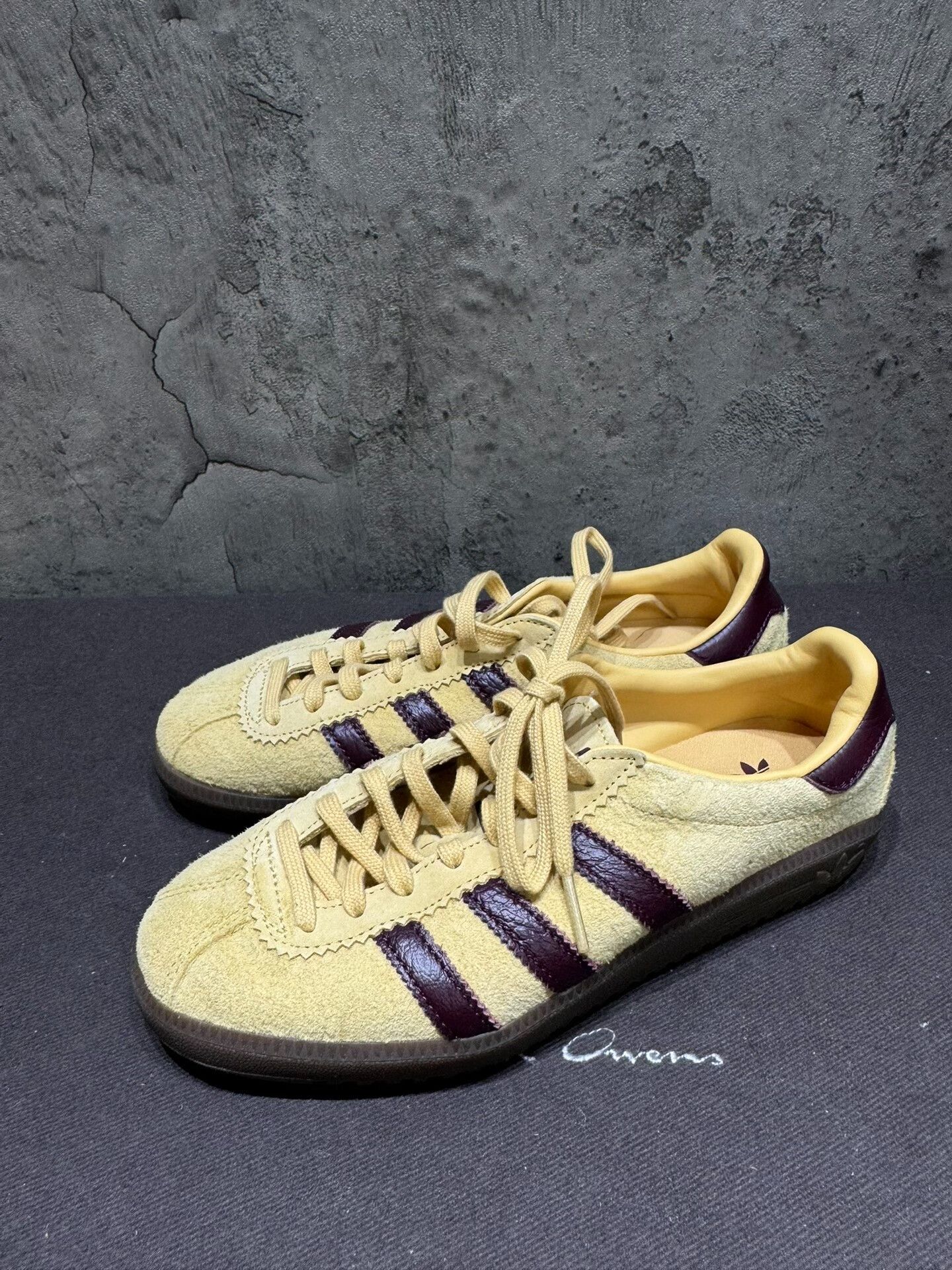 Adidas Adidas Retro Yellow Lowtop Sneakers 36 Men Size US 5 / EU 37 - 2 Thumbnail