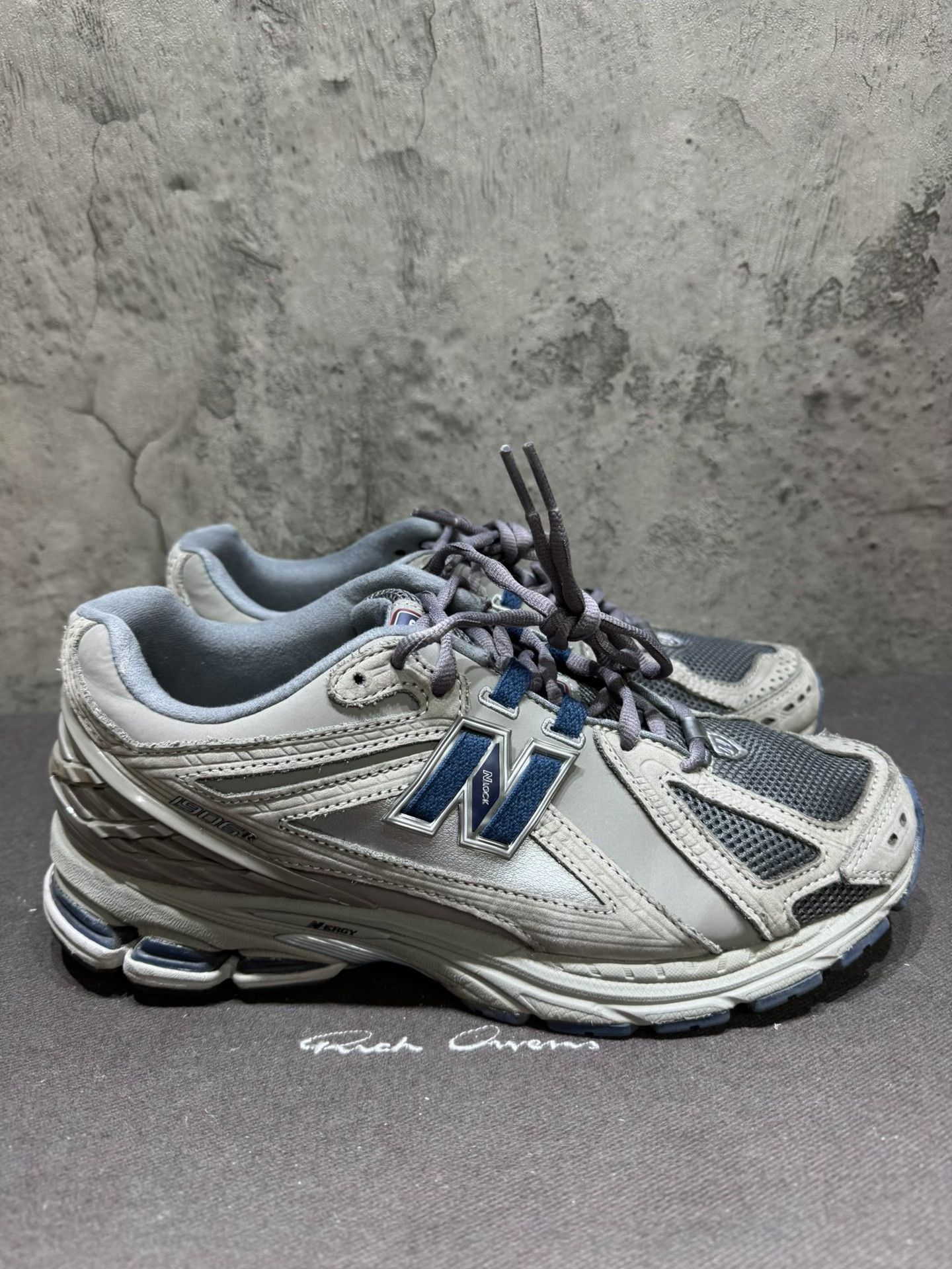 New Balance New Balance Gray Lowtop Sneakers M Men Size US 10 / EU 43 - 2 Thumbnail