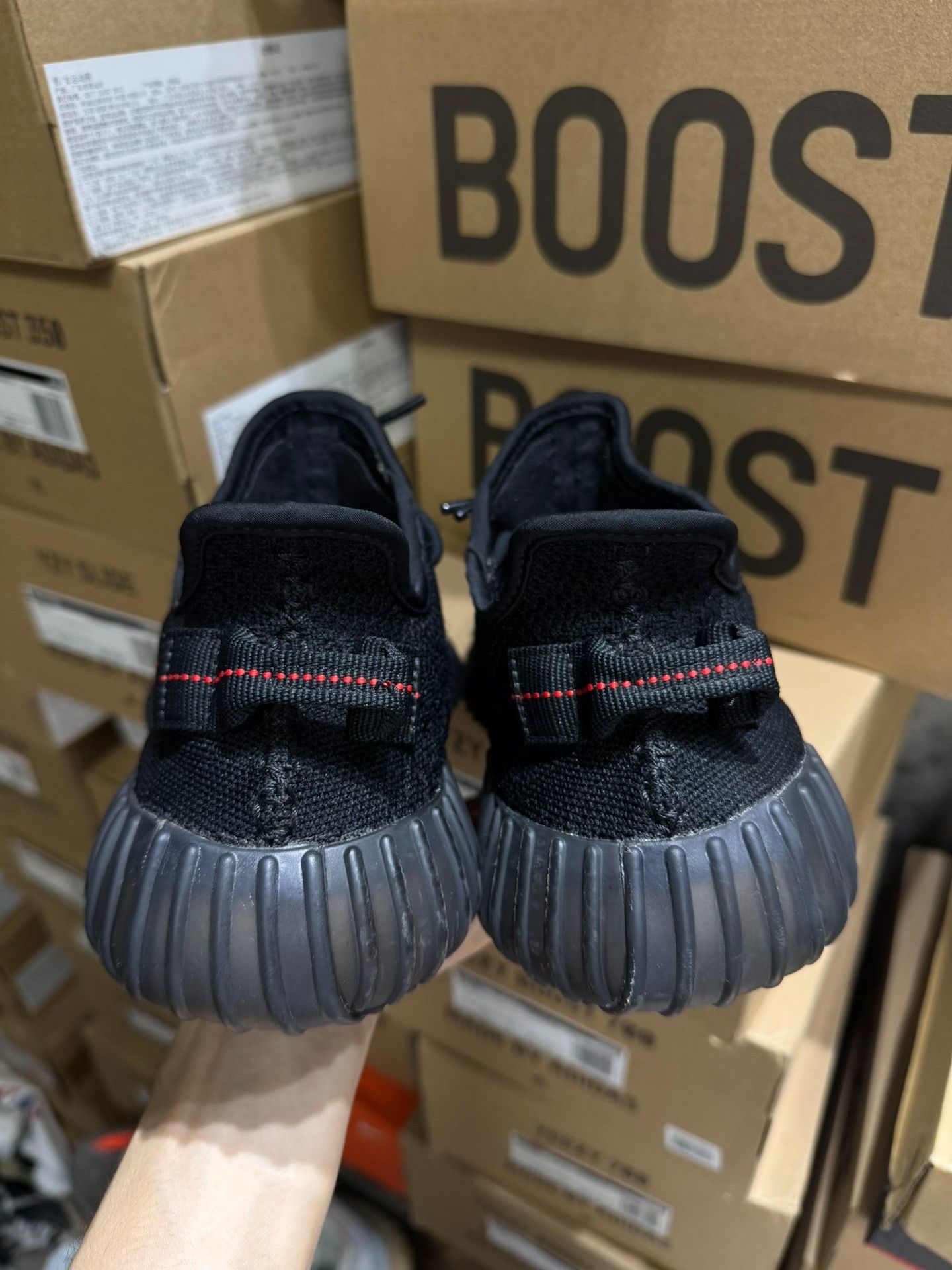 Adidas Adidas YEEZY350 Black Lowtop Sneakers 40 Men Size US 7.5 / EU 40-41 - 4 Thumbnail