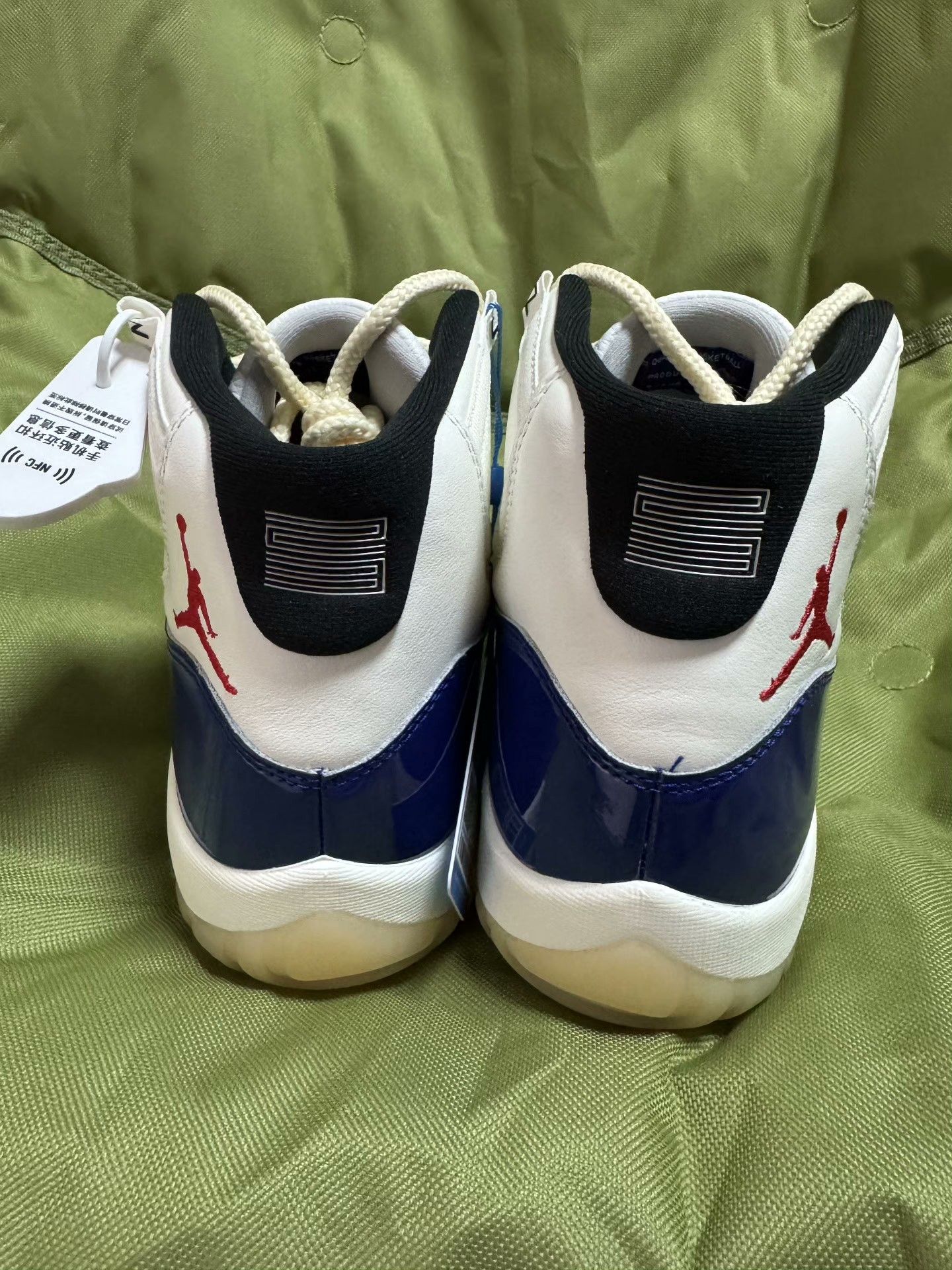 Nike Nike Blue Lowtop Sneakers 10 Men Size US 10 / EU 43 - 2 Thumbnail