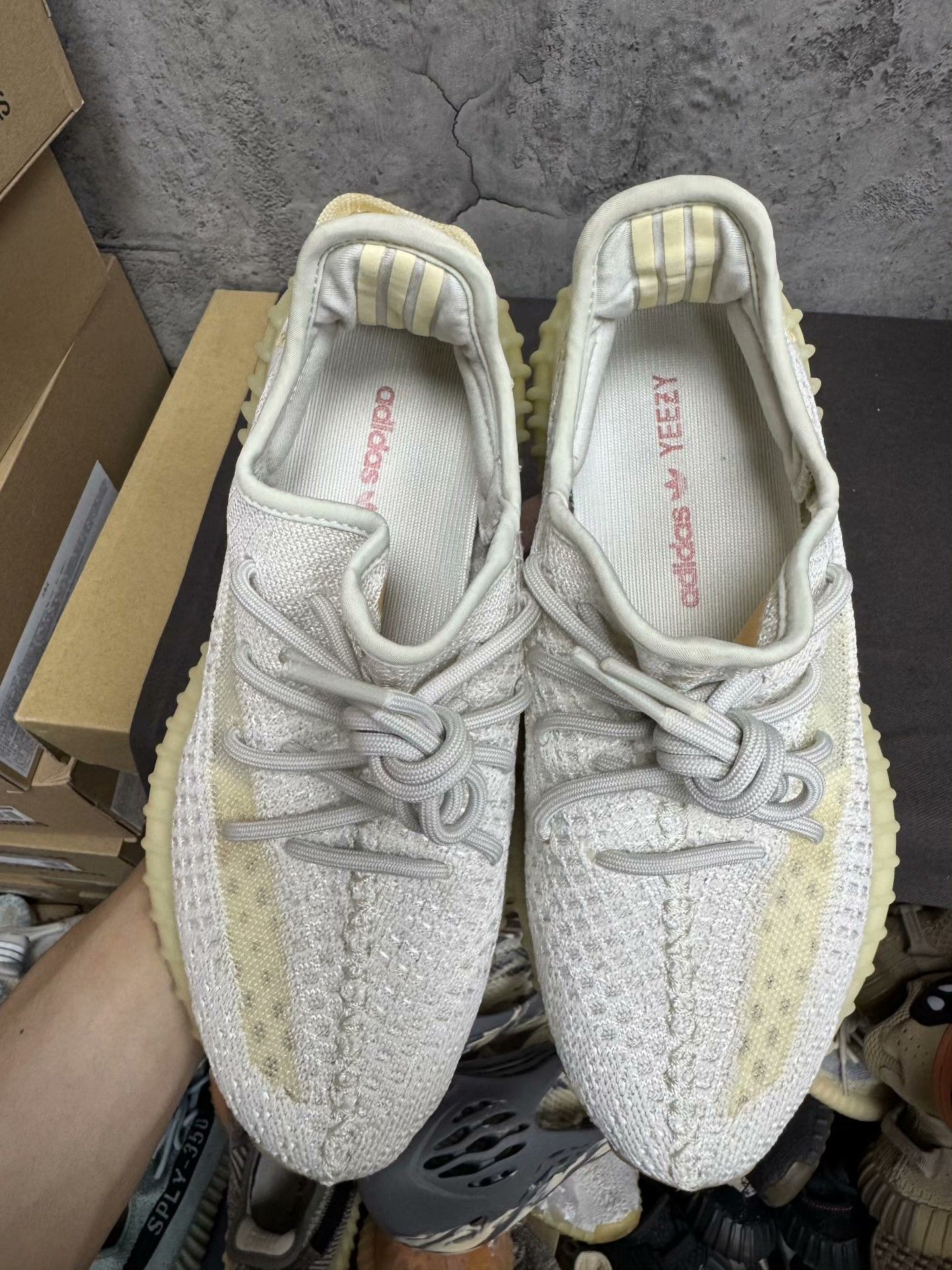 Adidas Adidas Yellow Lowtop Sneakers 35 Men Size US 5 / EU 37 - 2 Thumbnail