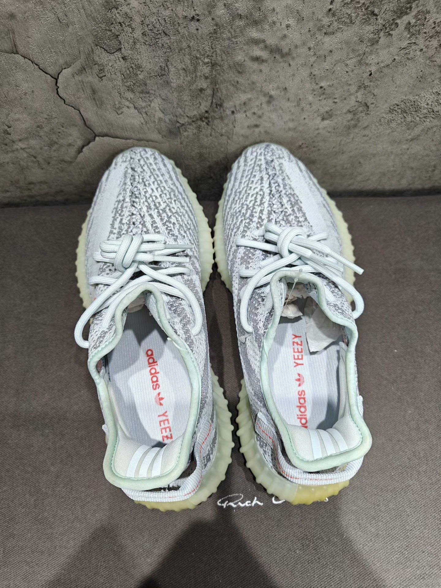 Yeezy Yeezy Blue Lowtop Sneakers 42 Men Size US 9 / EU 42 - 4 Thumbnail