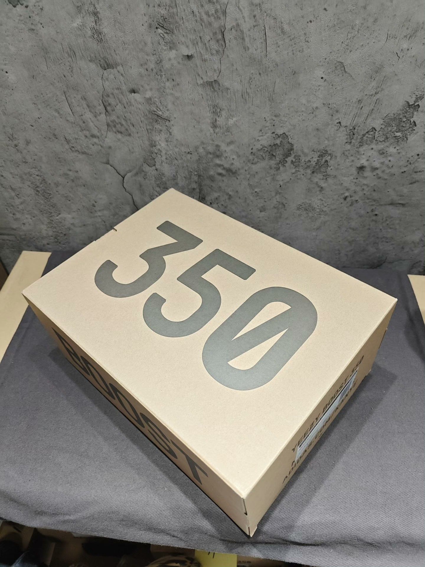 Yeezy Yeezy Blue Lowtop Sneakers 42 Men Size US 9 / EU 42 - 7 Thumbnail