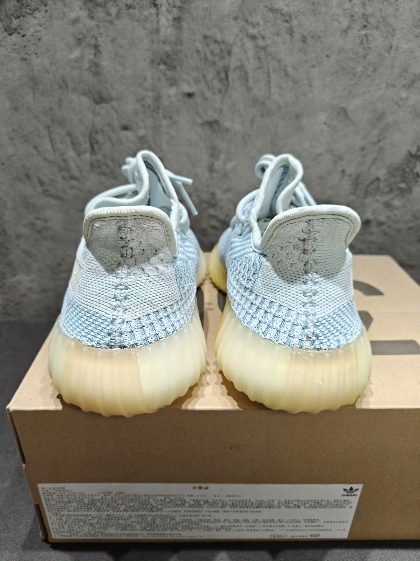Adidas Adidas YEEZY350 White Lowtop Sneakers 40 Men Size US 7.5 / EU 40-41 - 5 Thumbnail