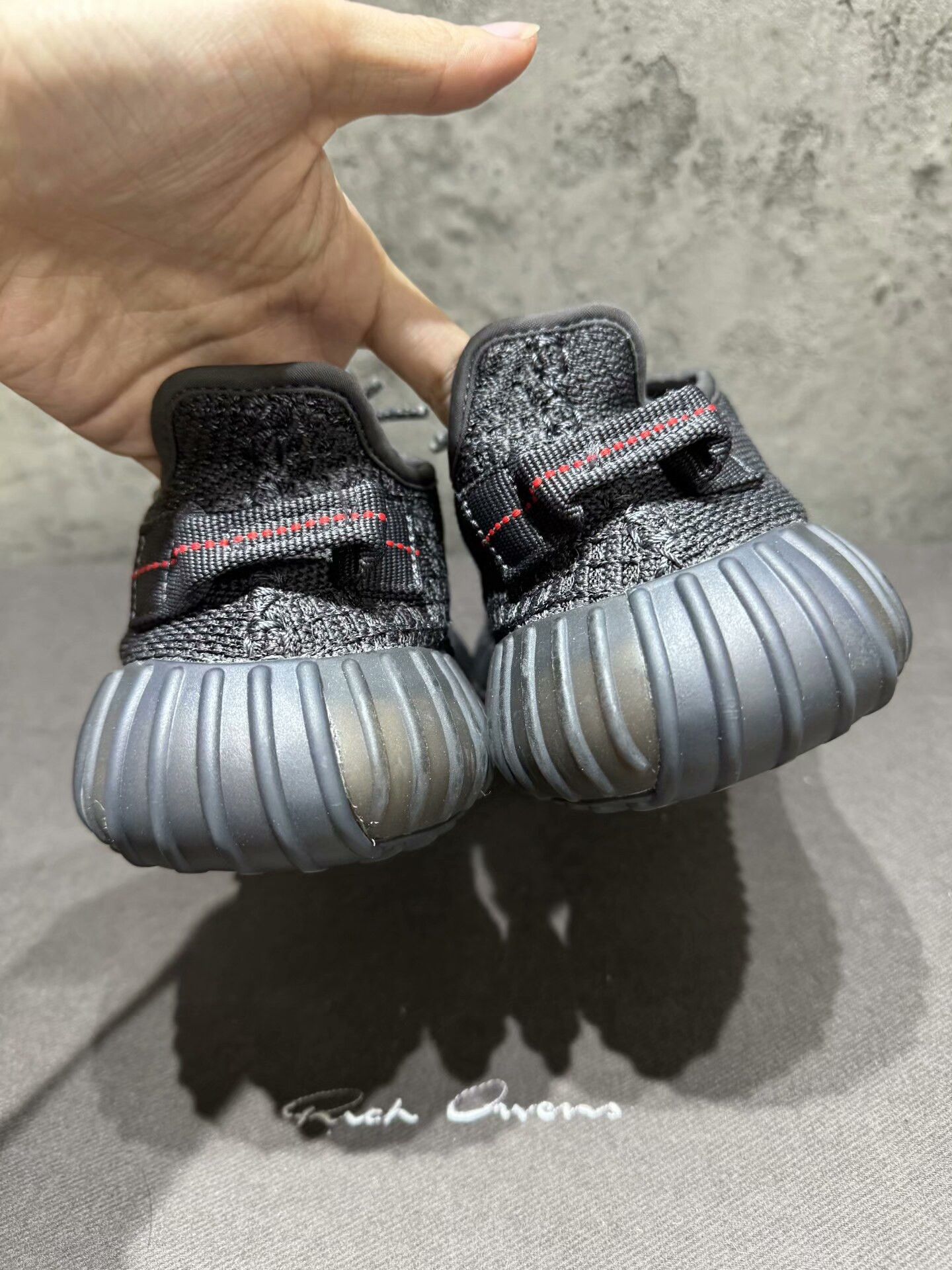Yeezy Yeezy Black Lowtop Sneakers 36 Men Size US 5 / EU 37 - 7 Thumbnail