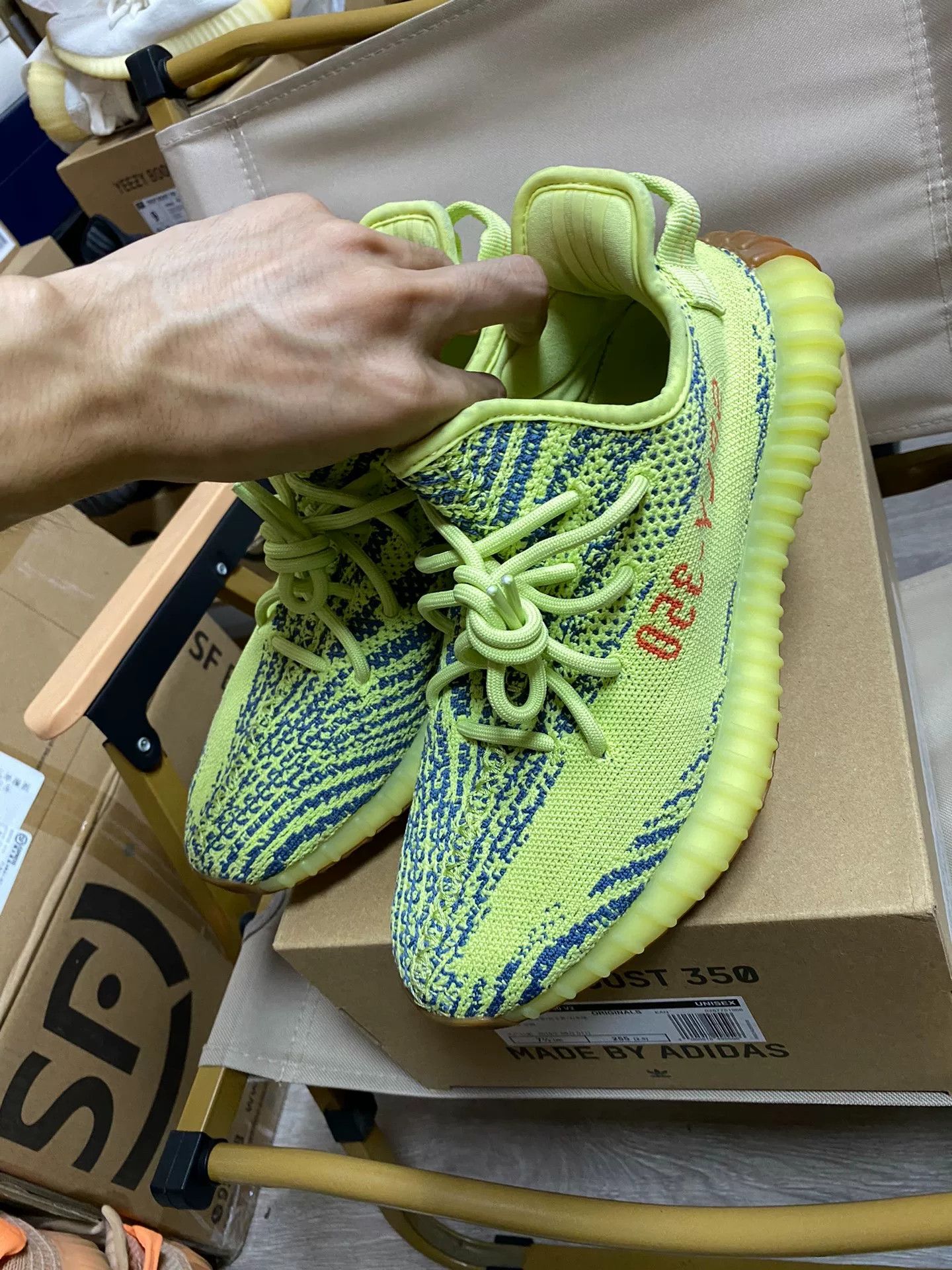 Adidas Adidas YEEZY350 Yellow Lowtop Sneakers 41 Men Size US 8.5 / EU 41-42 - 3 Thumbnail
