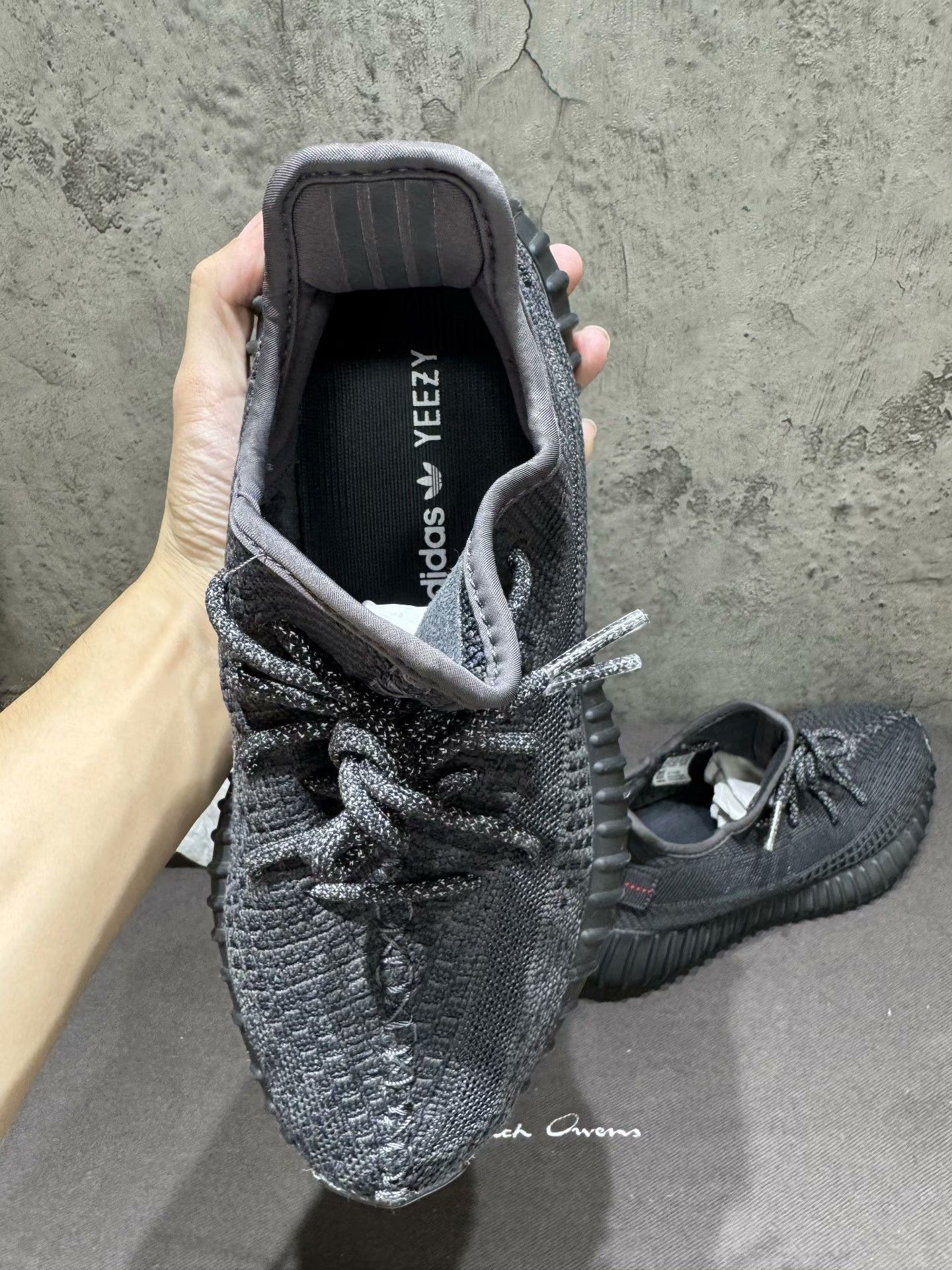 Adidas Adidas YEEZY350 Black Lowtop Sneakers 40 Men Size US 7.5 / EU 40-41 - 4 Thumbnail