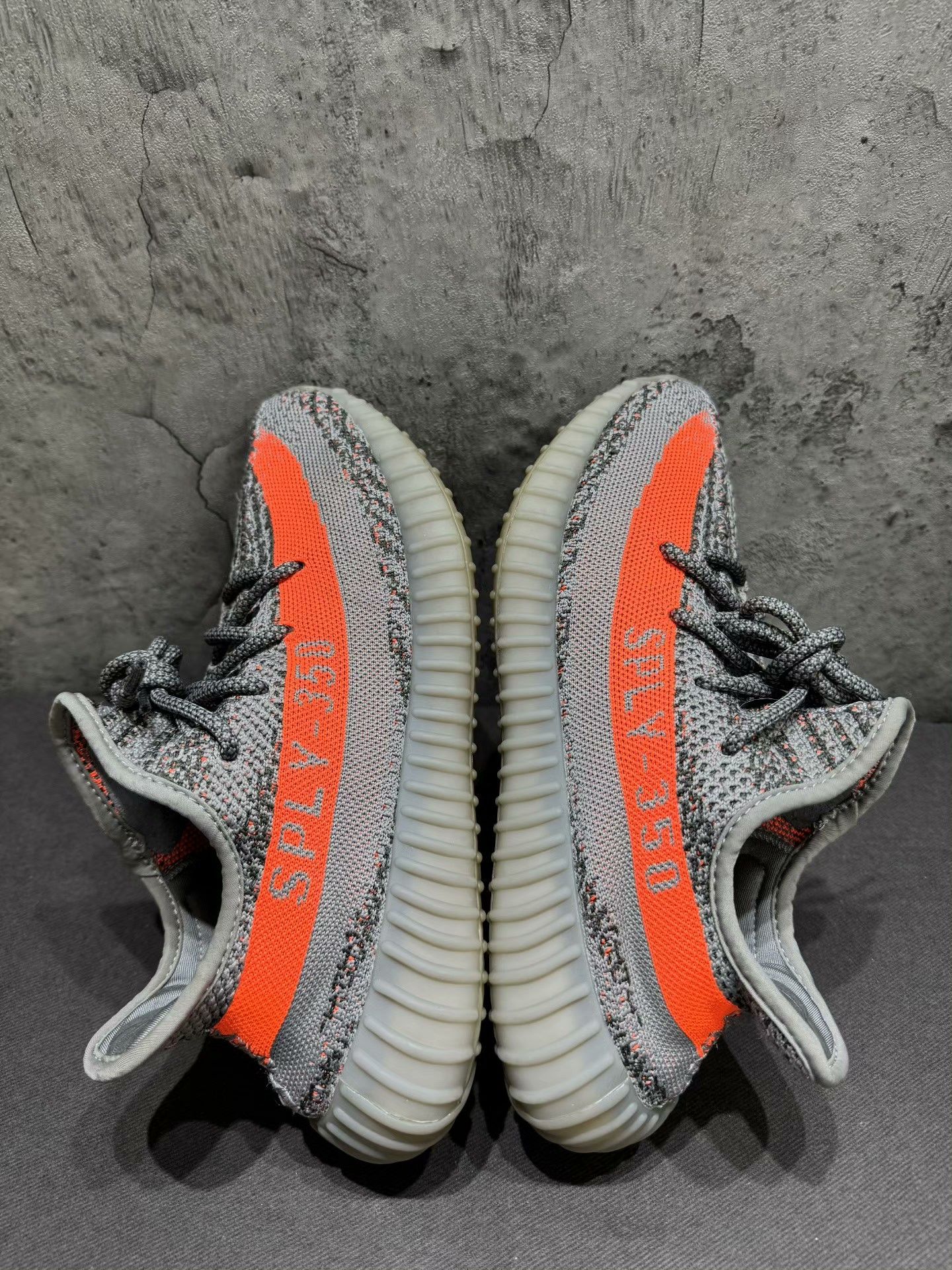 Adidas Adidas YEEZY350 Gray Lowtop Sneakers 40 Men Size US 7.5 / EU 40-41 - 2 Thumbnail