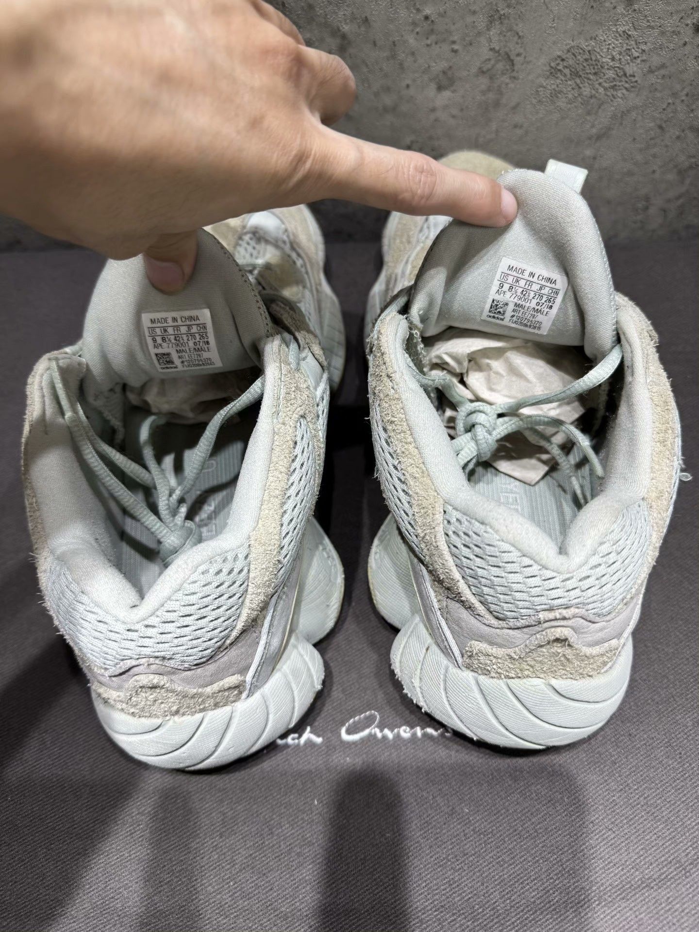Yeezy Yeezy White Lowtop Sneakers 42 Men Size US 9 / EU 42 - 3 Thumbnail