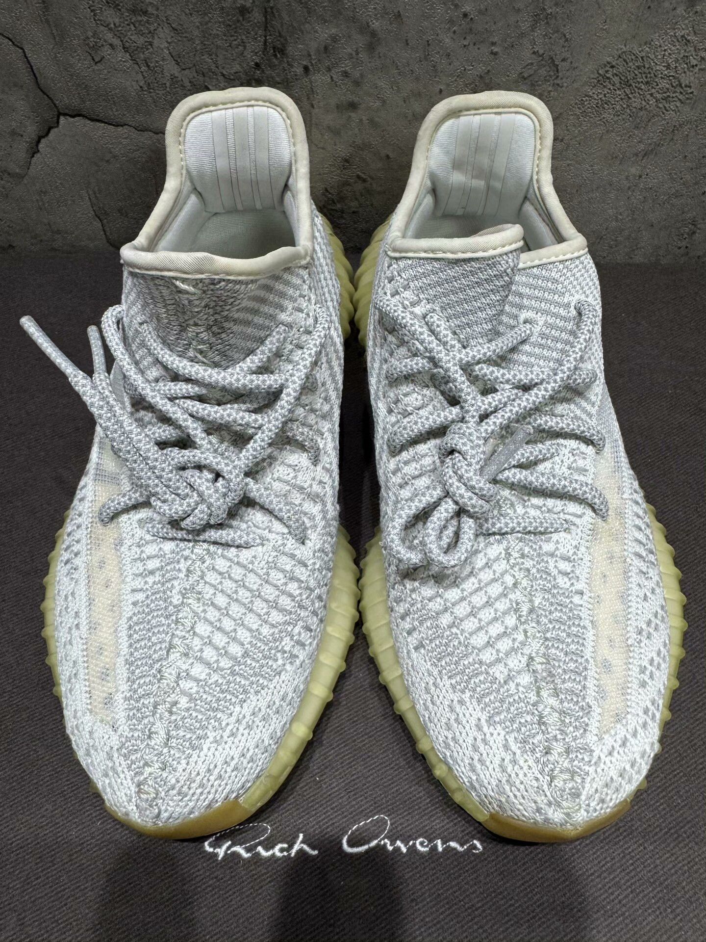 Adidas Adidas YEEZY350 Gray Lowtop Sneakers 38 Men Size US 6 / EU 39 - 2 Thumbnail