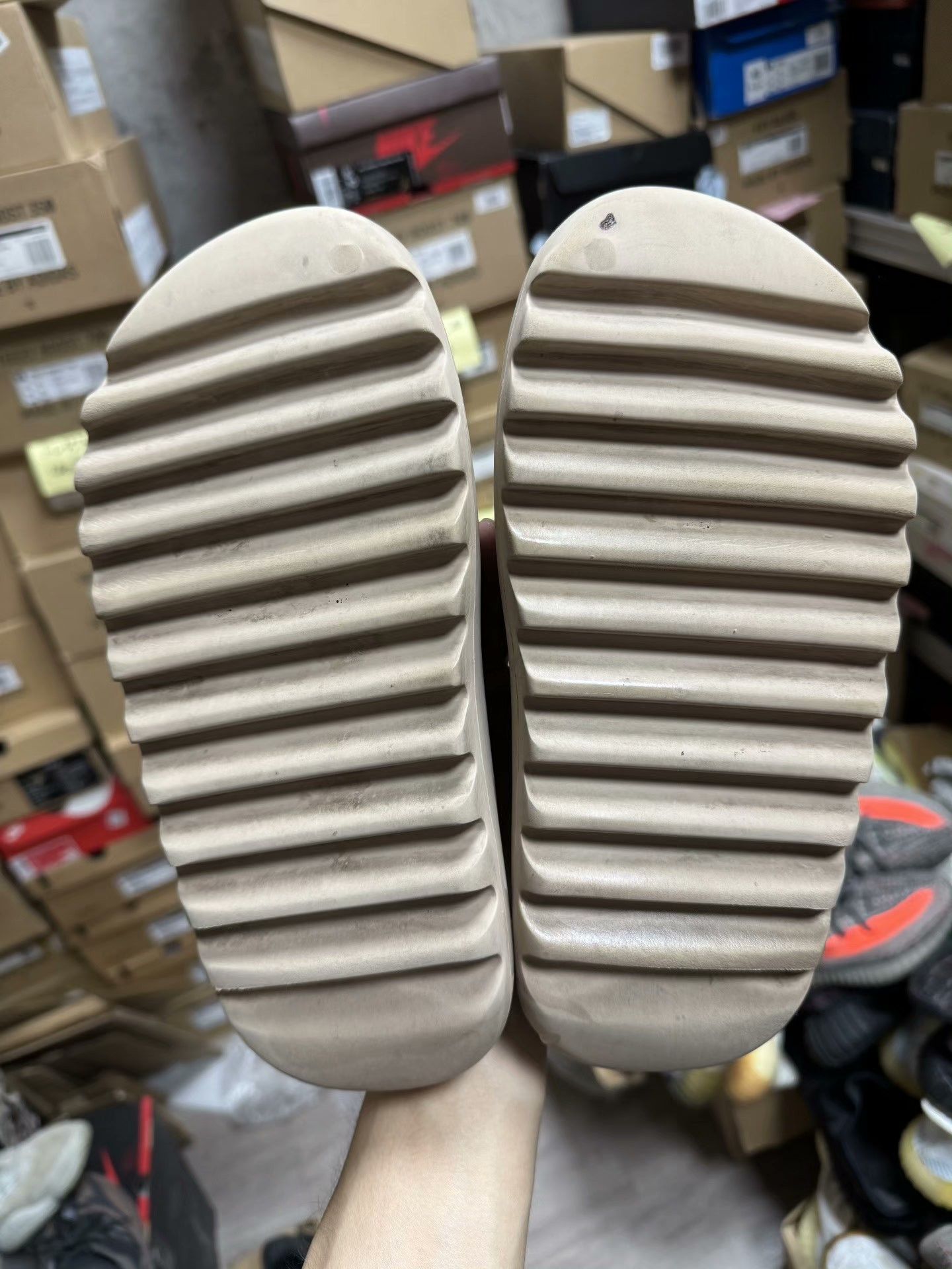 Yeezy Yeezy Yellow Lowtop Sneakers 40 Men Size US 7.5 / EU 40-41 - 2 Thumbnail