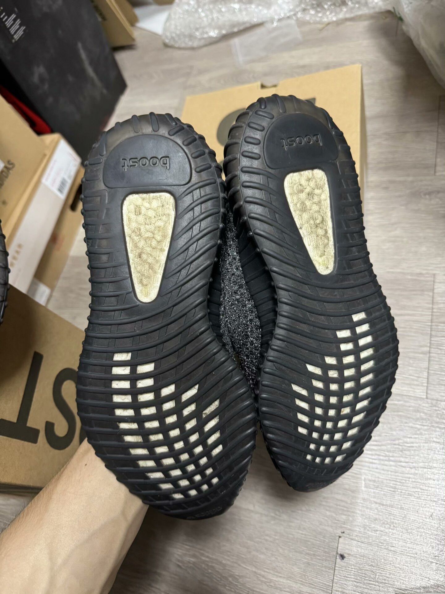Yeezy Yeezy Black Lowtop Sneakers 40 Men Size US 7.5 / EU 40-41 - 8 Thumbnail