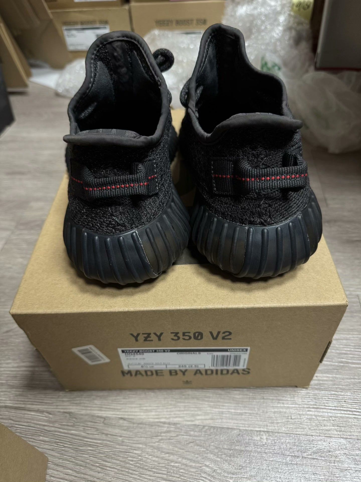 Yeezy Yeezy Black Lowtop Sneakers 40 Men Size US 7.5 / EU 40-41 - 4 Thumbnail
