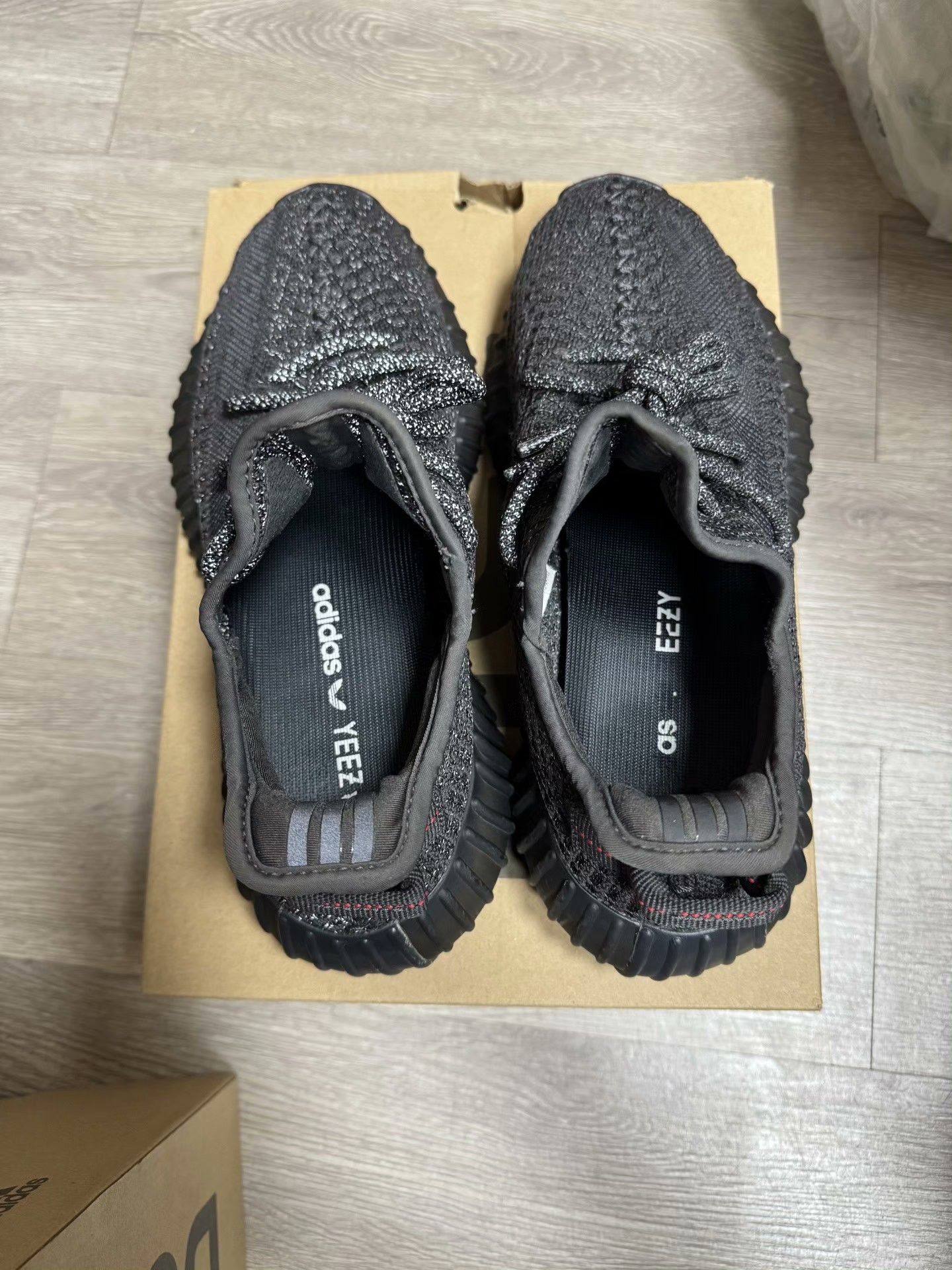 Yeezy Yeezy Black Lowtop Sneakers 40 Men Size US 7.5 / EU 40-41 - 6 Thumbnail