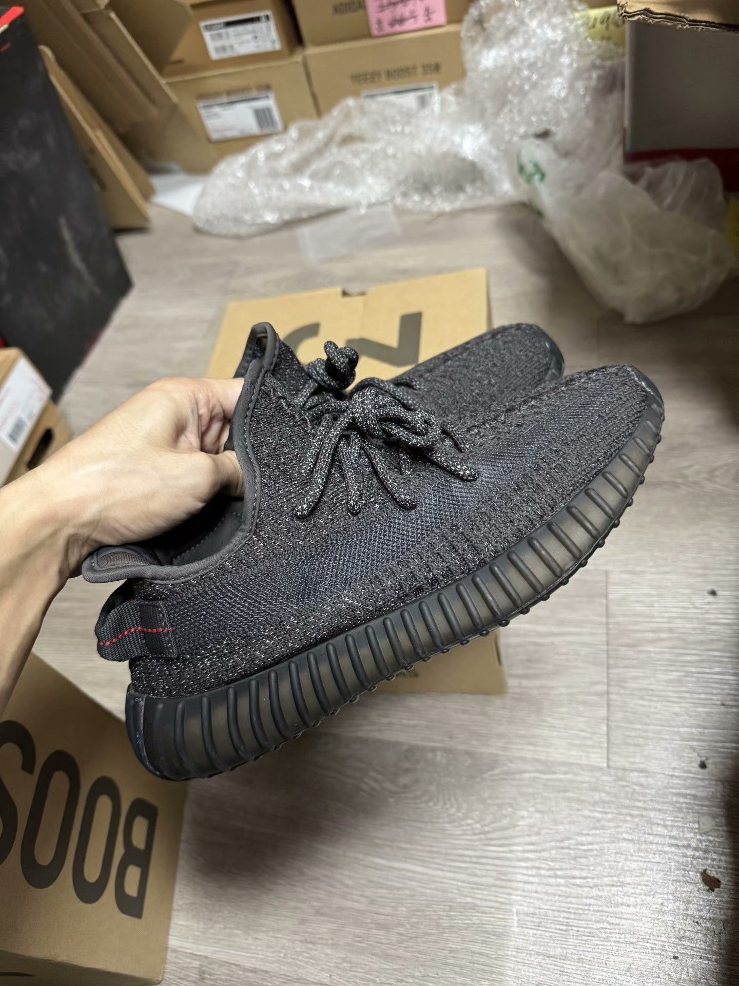 Yeezy Yeezy Black Lowtop Sneakers 40 Men Size US 7.5 / EU 40-41 - 7 Thumbnail
